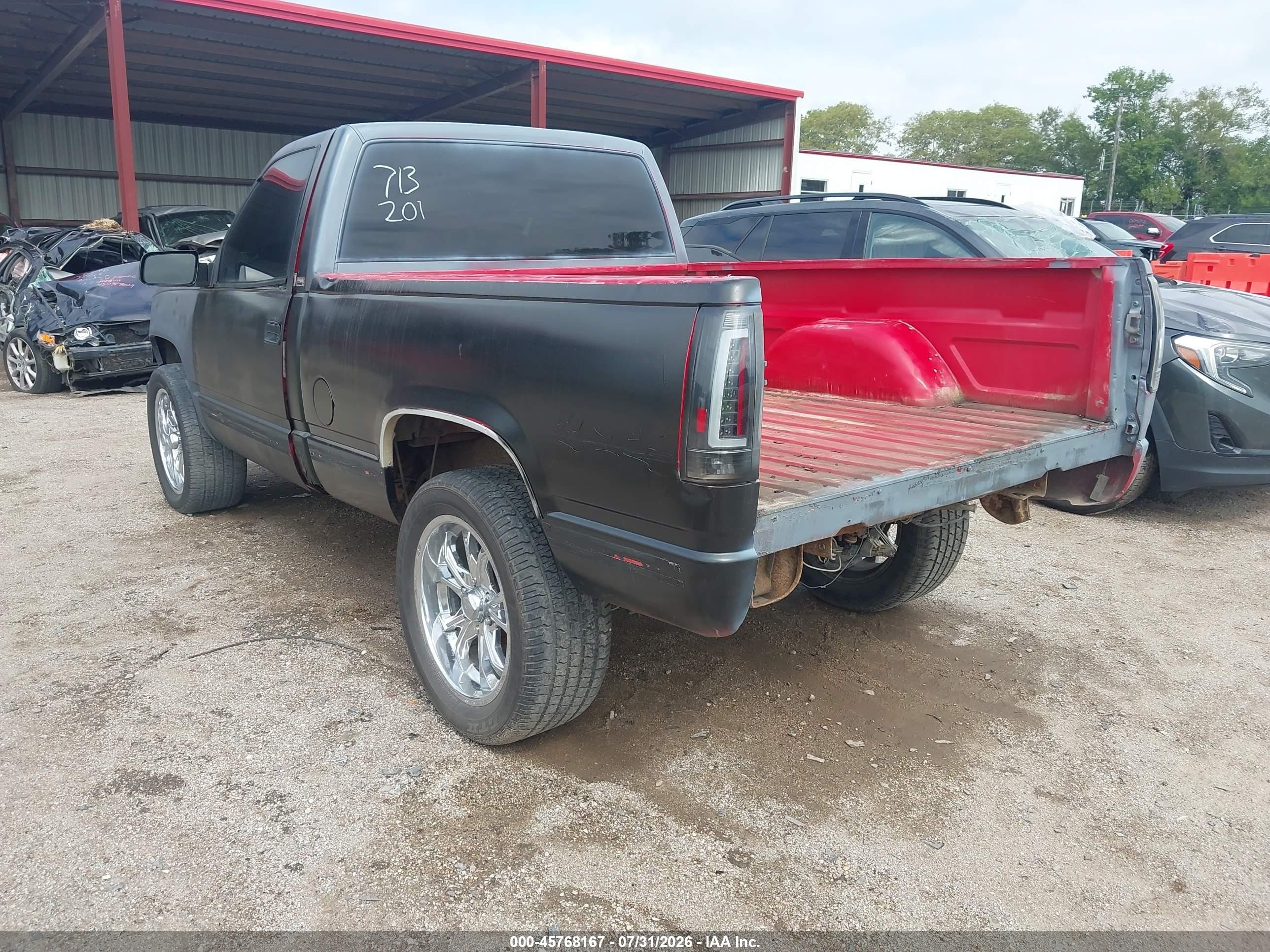 1993 Chevrolet Gmt-400 K1500 Red vin: 1GCEK14K5PZ162715