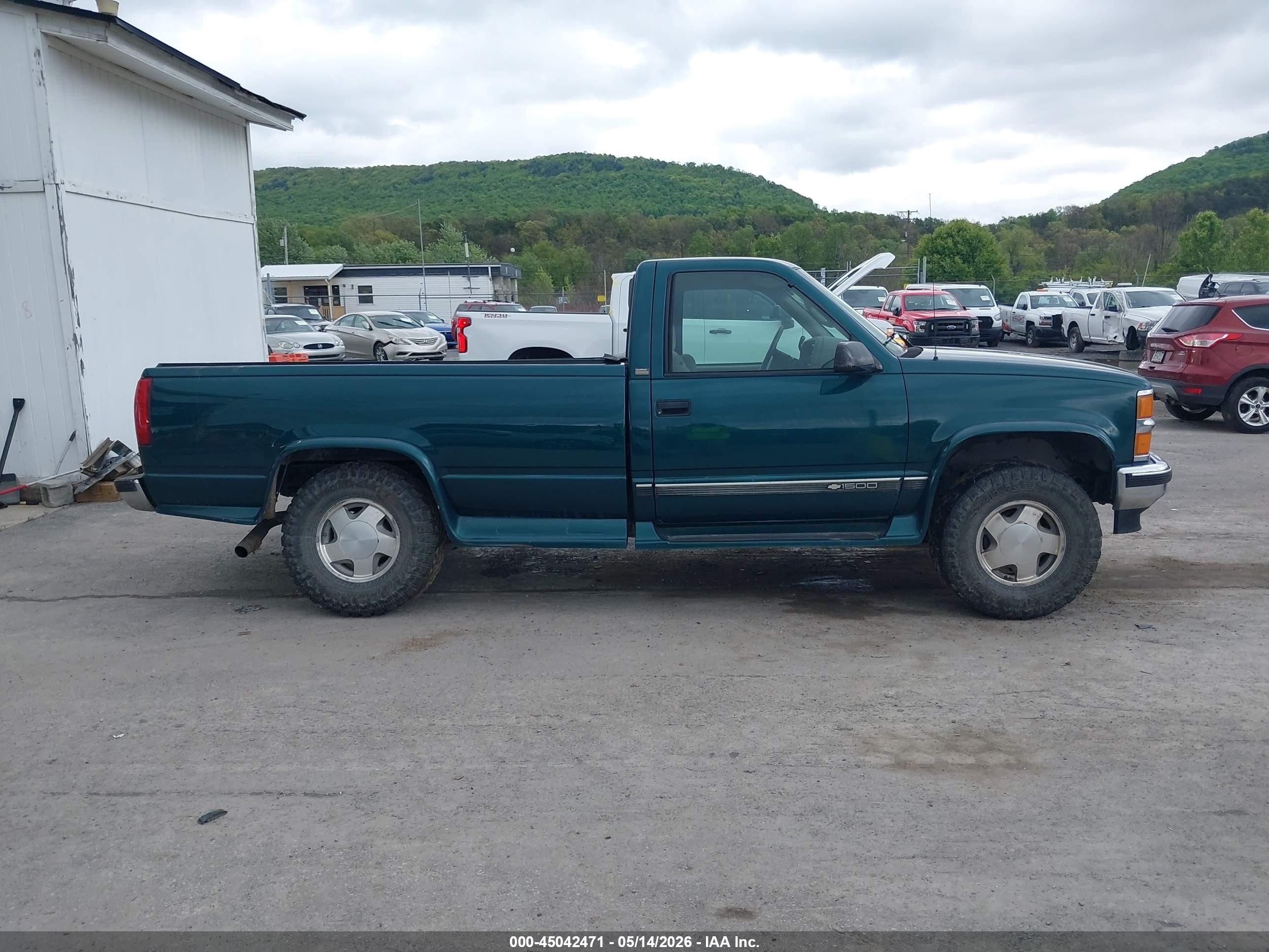 1995 Chevrolet Gmt-400 K1500 Green vin: 1GCEK14K6SE241827