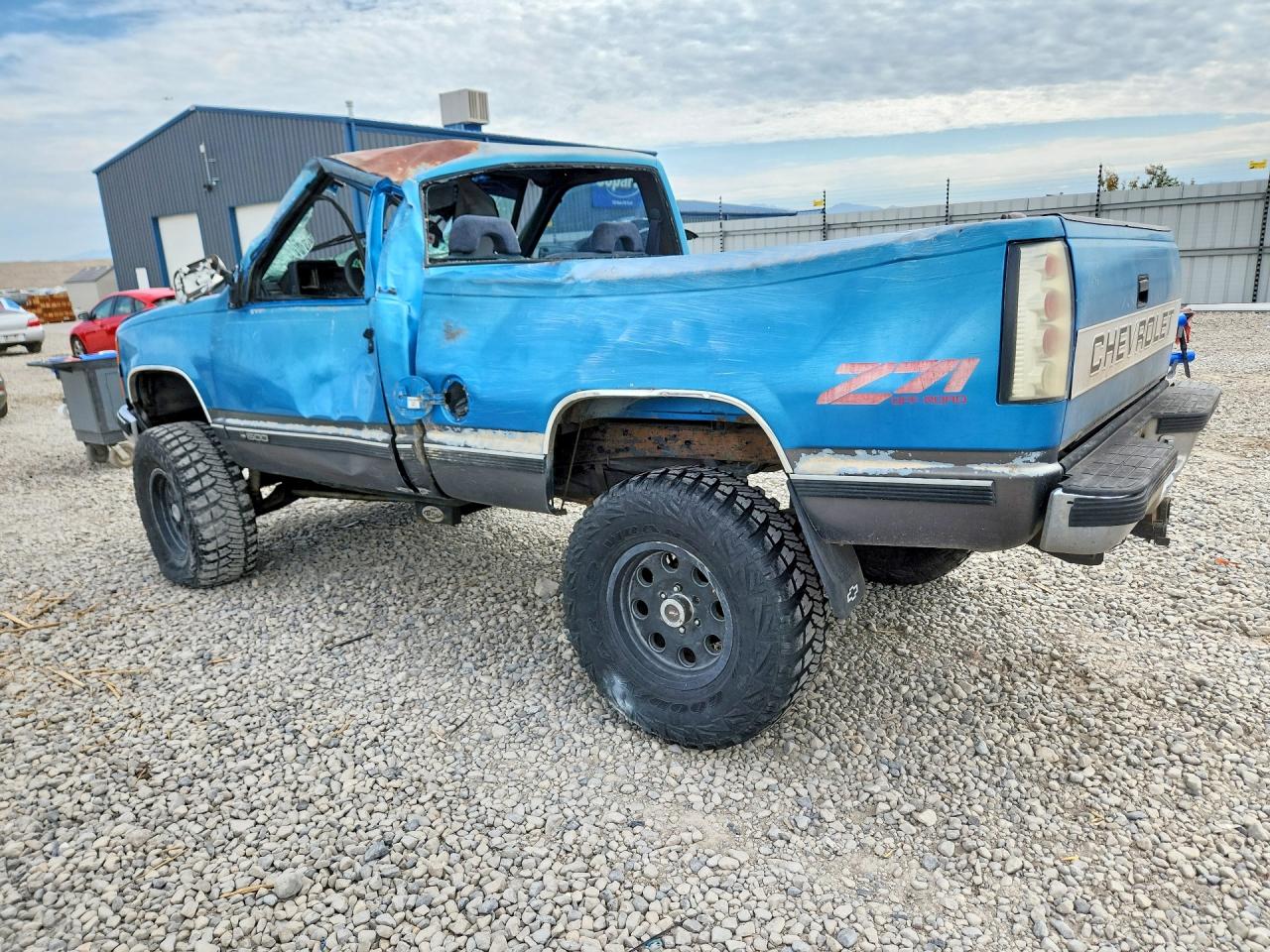 1992 Chevrolet Gmt-400 K1500 Blue vin: 1GCEK14K7NZ219087