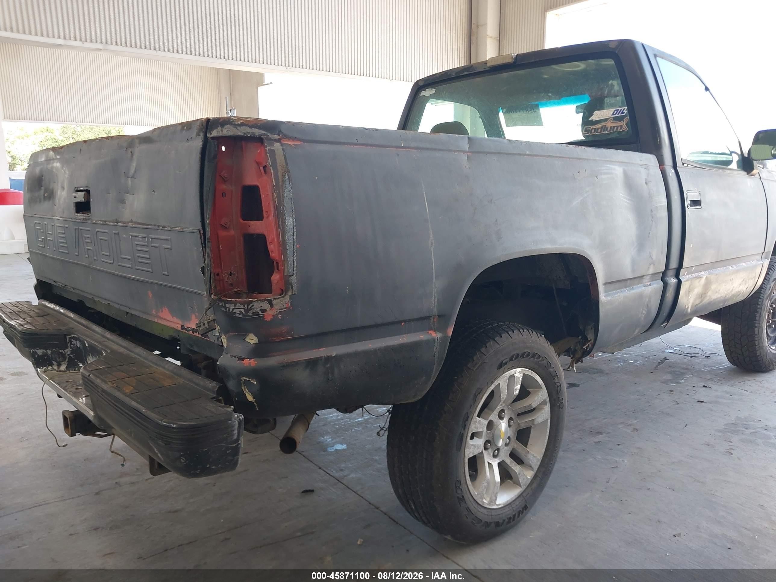 1993 Chevrolet Gmt-400 K1500 Black vin: 1GCEK14K8PZ167522