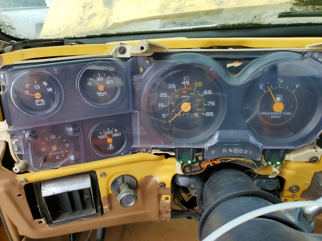1984 Chevrolet C/k 10 Series Yellow vin: 1GCEK14L2EJ134309