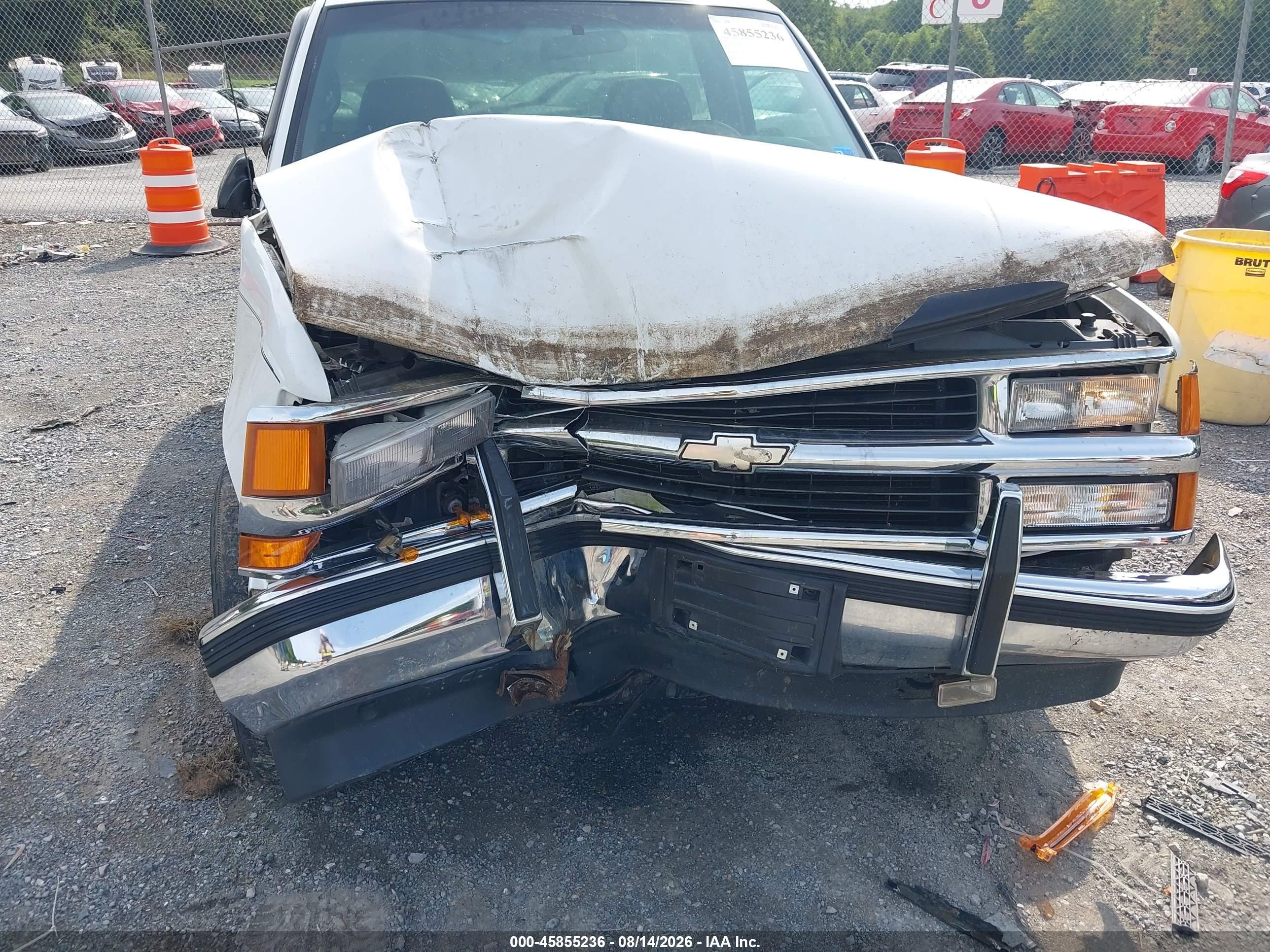 1997 Chevrolet K1500 Fleetside White vin: 1GCEK14M0VZ220731