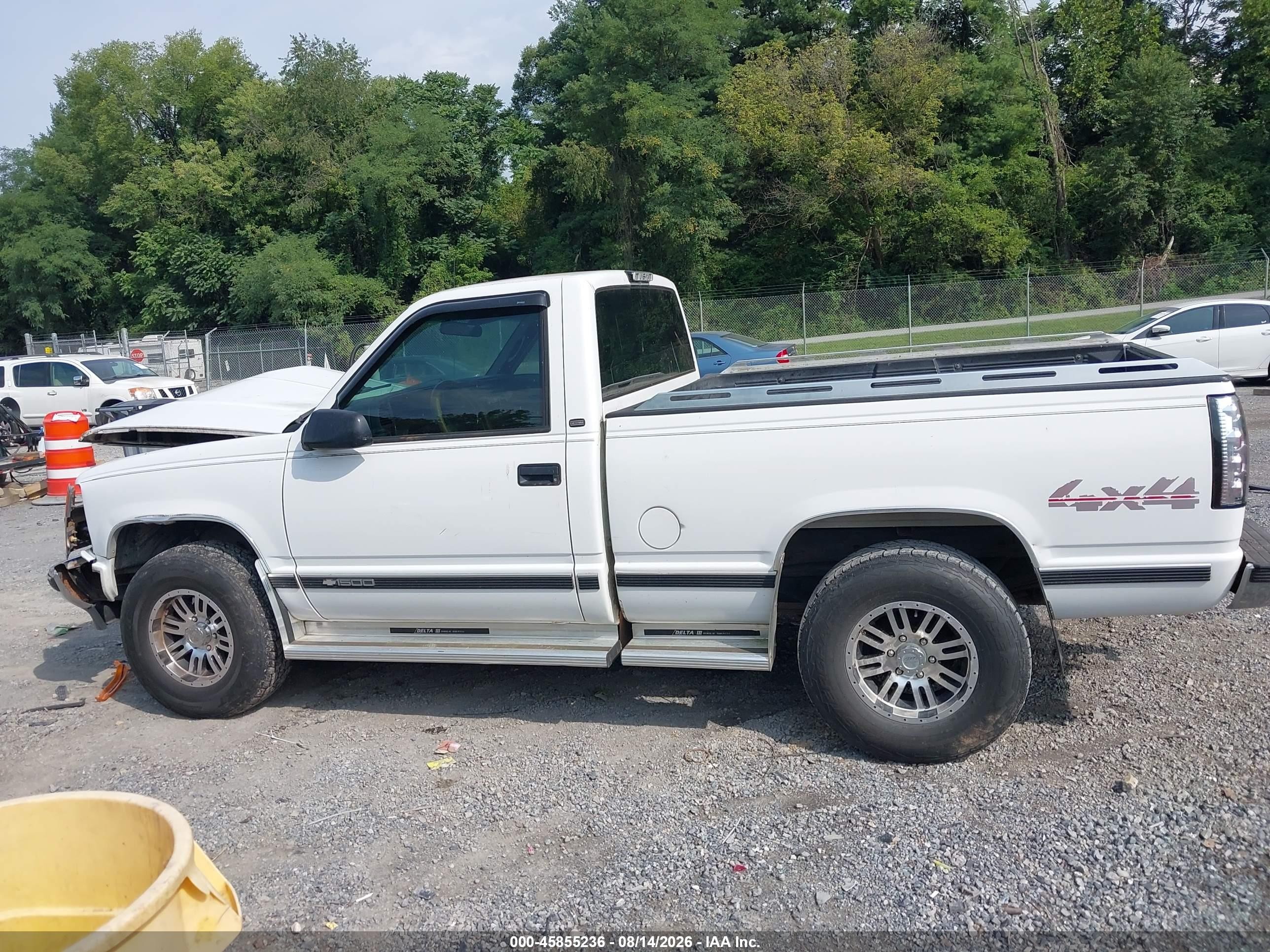 1997 Chevrolet K1500 Fleetside White vin: 1GCEK14M0VZ220731