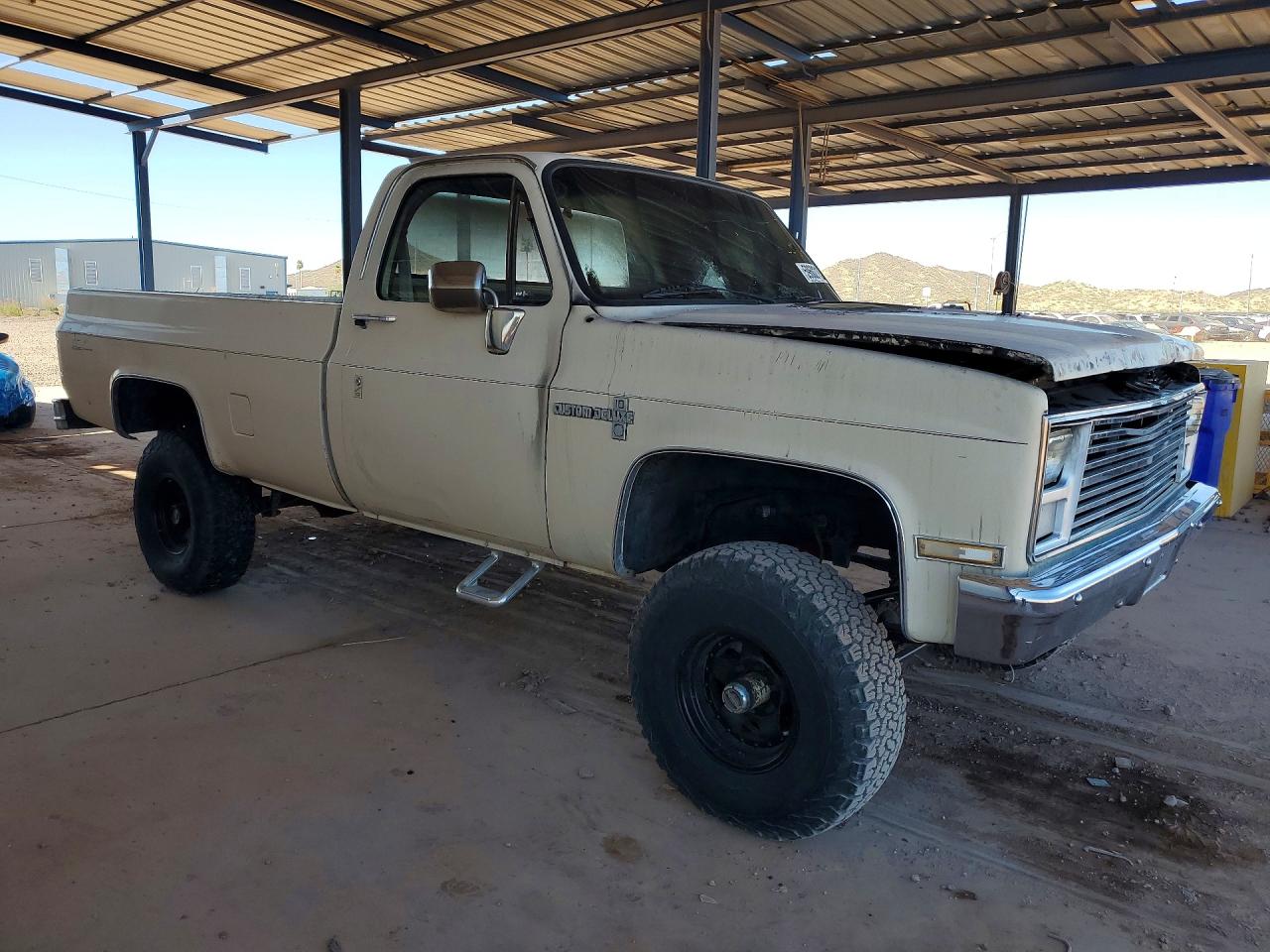 1985 Chevrolet K10 Beige vin: 1GCEK14N4FS159614