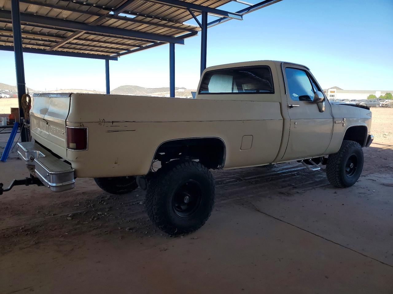 1985 Chevrolet K10 Beige vin: 1GCEK14N4FS159614