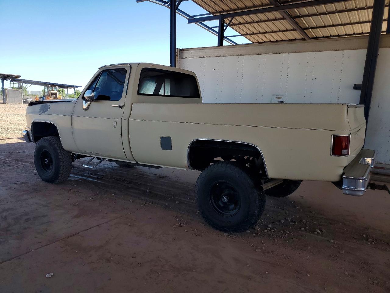 1985 Chevrolet K10 Beige vin: 1GCEK14N4FS159614