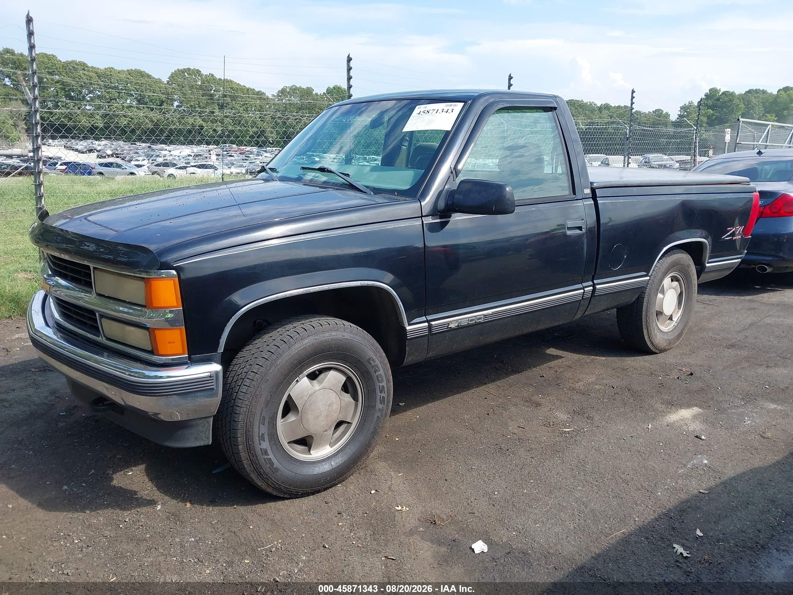 1998 Chevrolet C/k 1500 Fleetside Black vin: 1GCEK14R0WZ117368