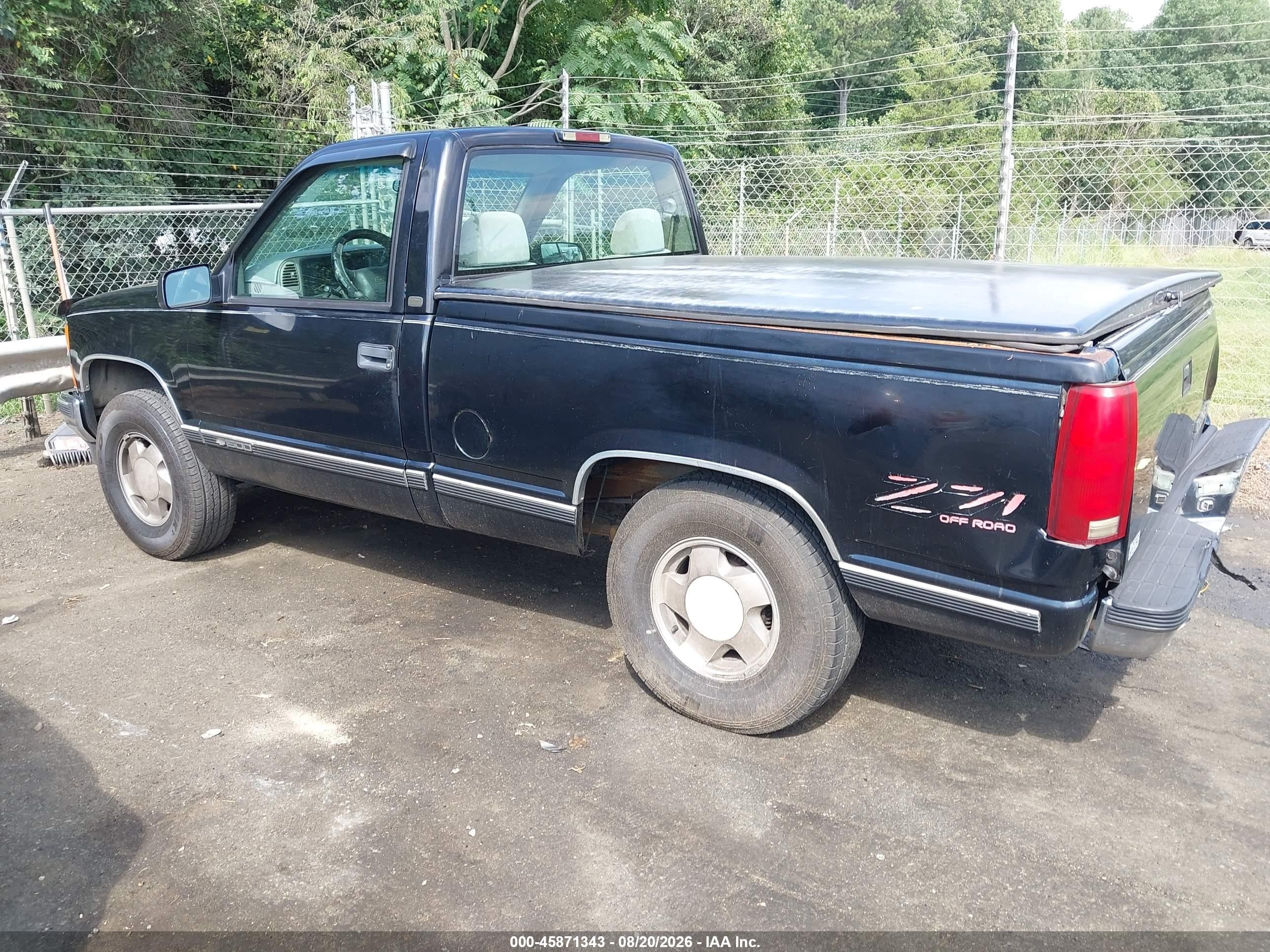 1998 Chevrolet C/k 1500 Fleetside Black vin: 1GCEK14R0WZ117368