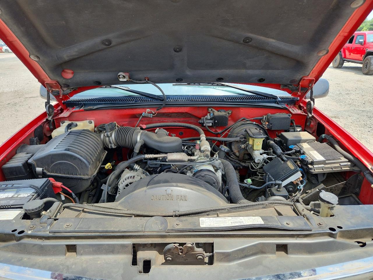 1998 Chevrolet Gmt-400 K1500 Red vin: 1GCEK14R2WZ116108