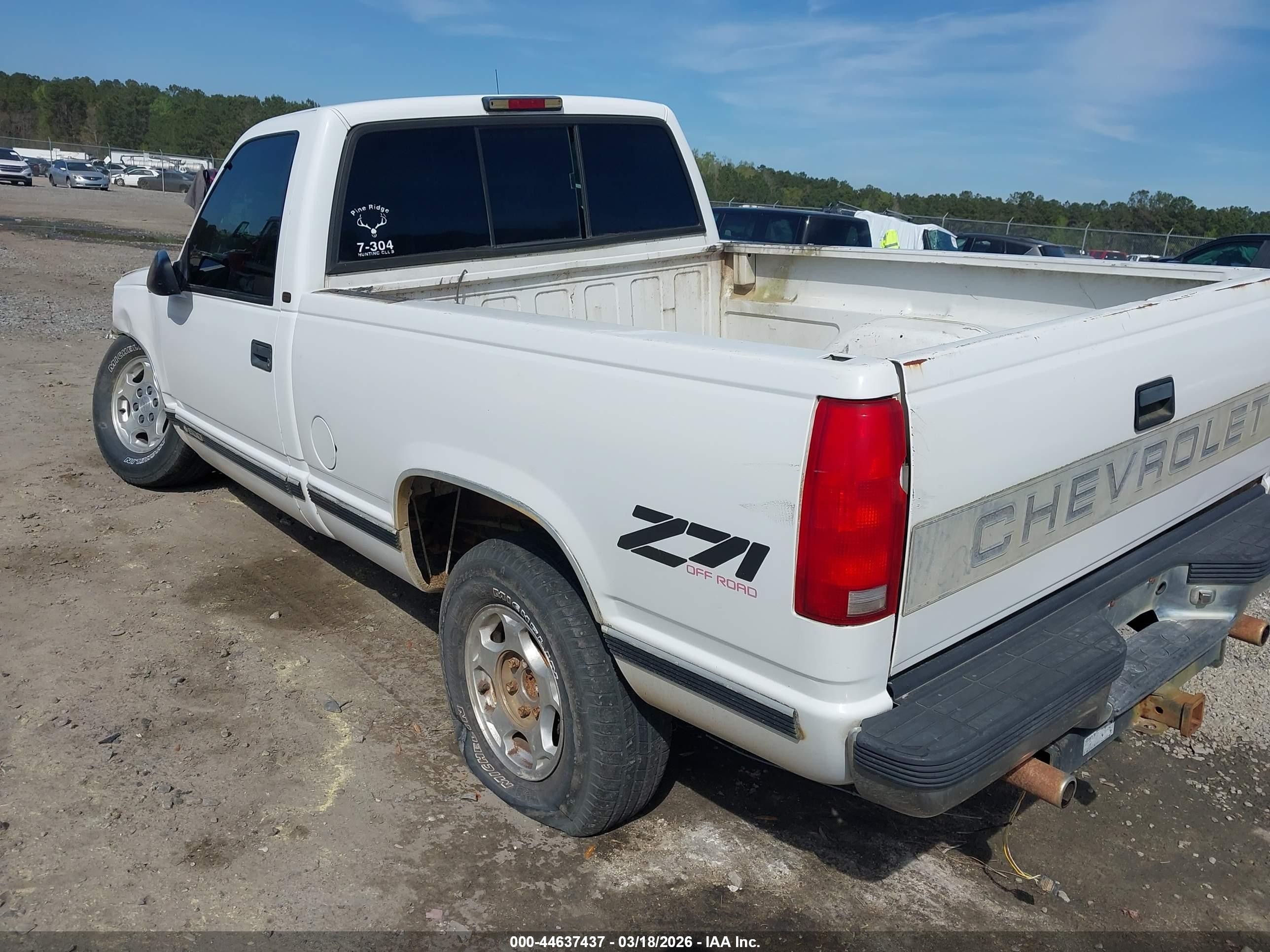 1997 Chevrolet K1500 Fleetside White vin: 1GCEK14R5VZ226973
