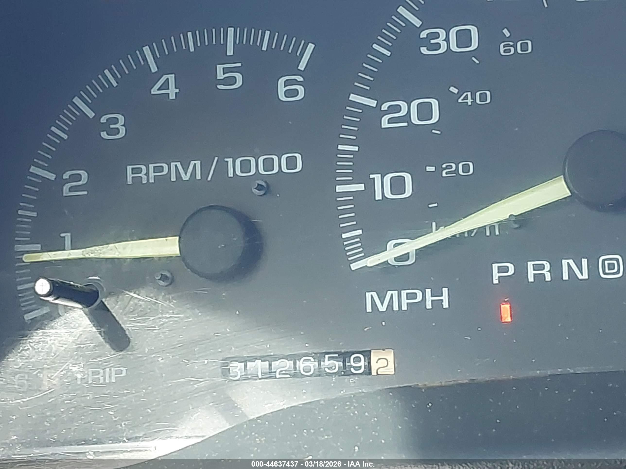 1997 Chevrolet K1500 Fleetside White vin: 1GCEK14R5VZ226973
