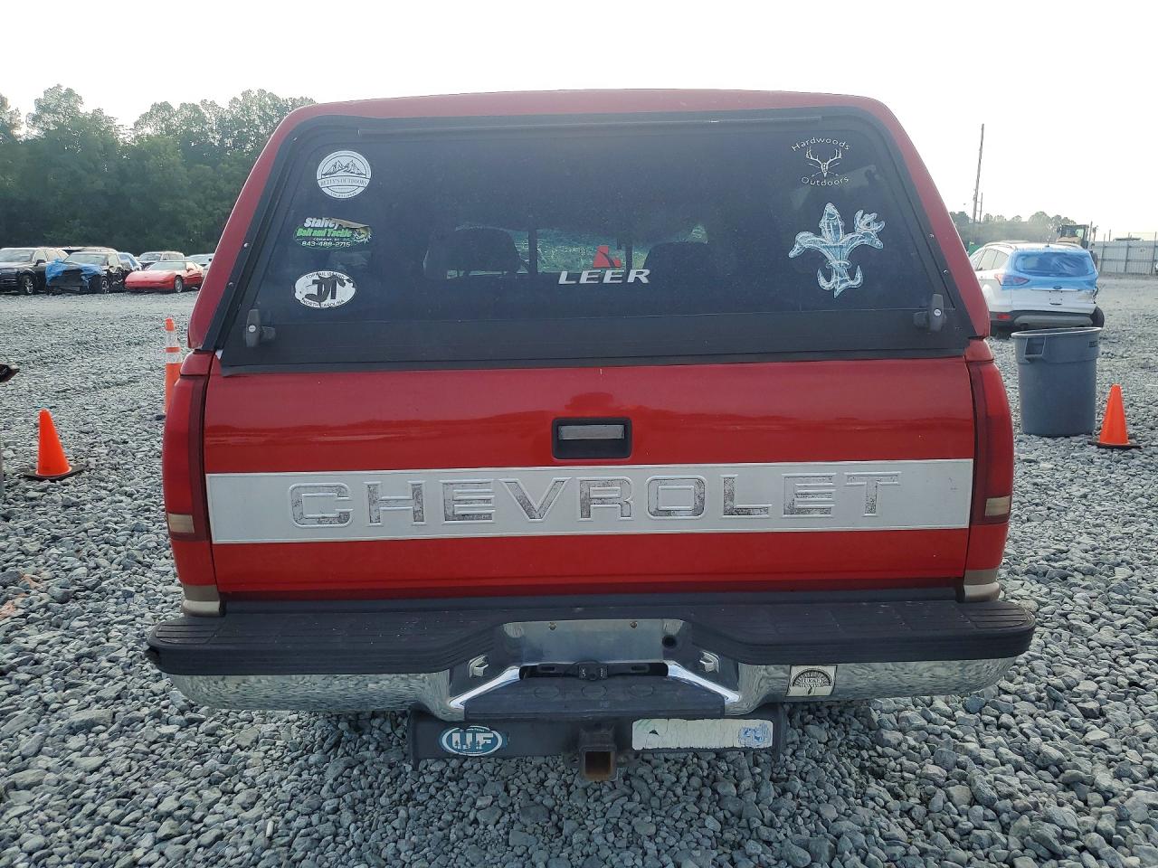 1997 Chevrolet Gmt-400 K1500 Red vin: 1GCEK14R5VZ228500
