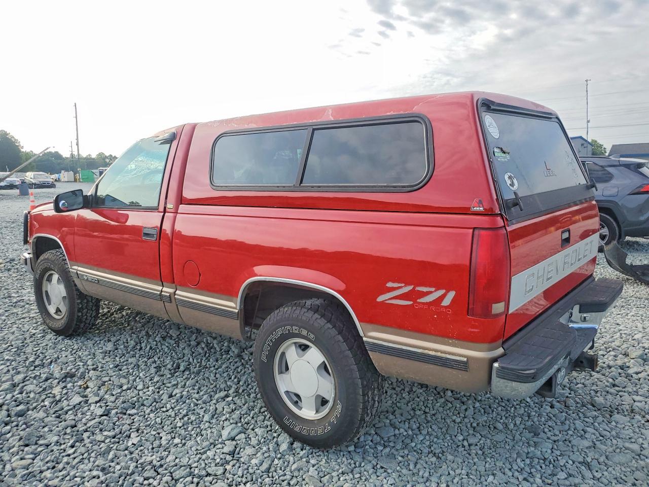 1997 Chevrolet Gmt-400 K1500 Red vin: 1GCEK14R5VZ228500