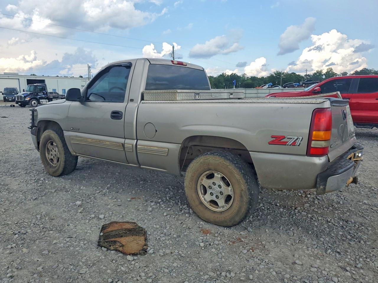 1999 Chevrolet Silverado K1500 Tan vin: 1GCEK14T0XZ103516