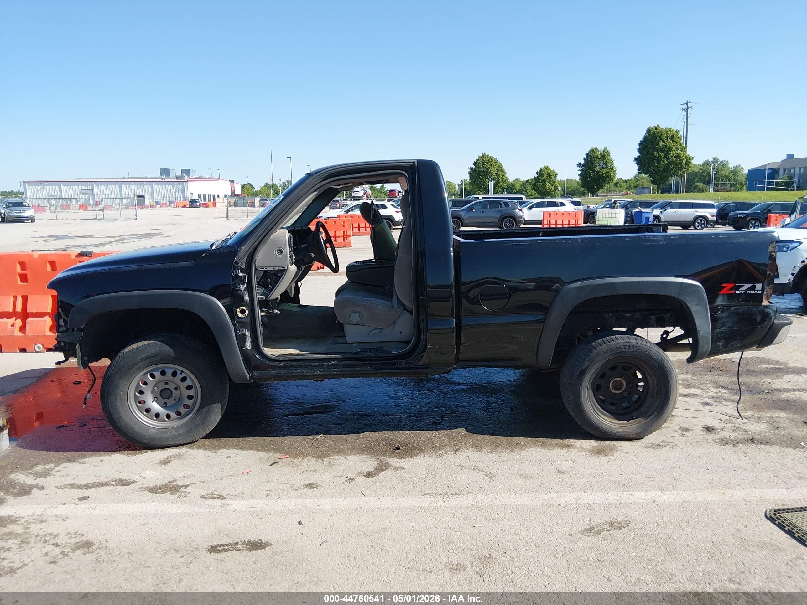 2000 Chevrolet Silverado 1500 Ls Черный vin: 1GCEK14T0YZ177021