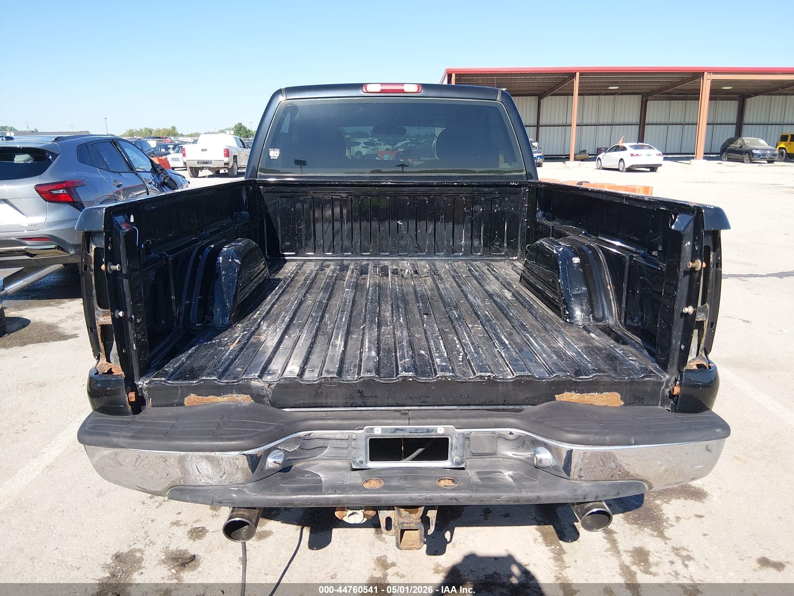 2000 Chevrolet Silverado 1500 Ls Черный vin: 1GCEK14T0YZ177021