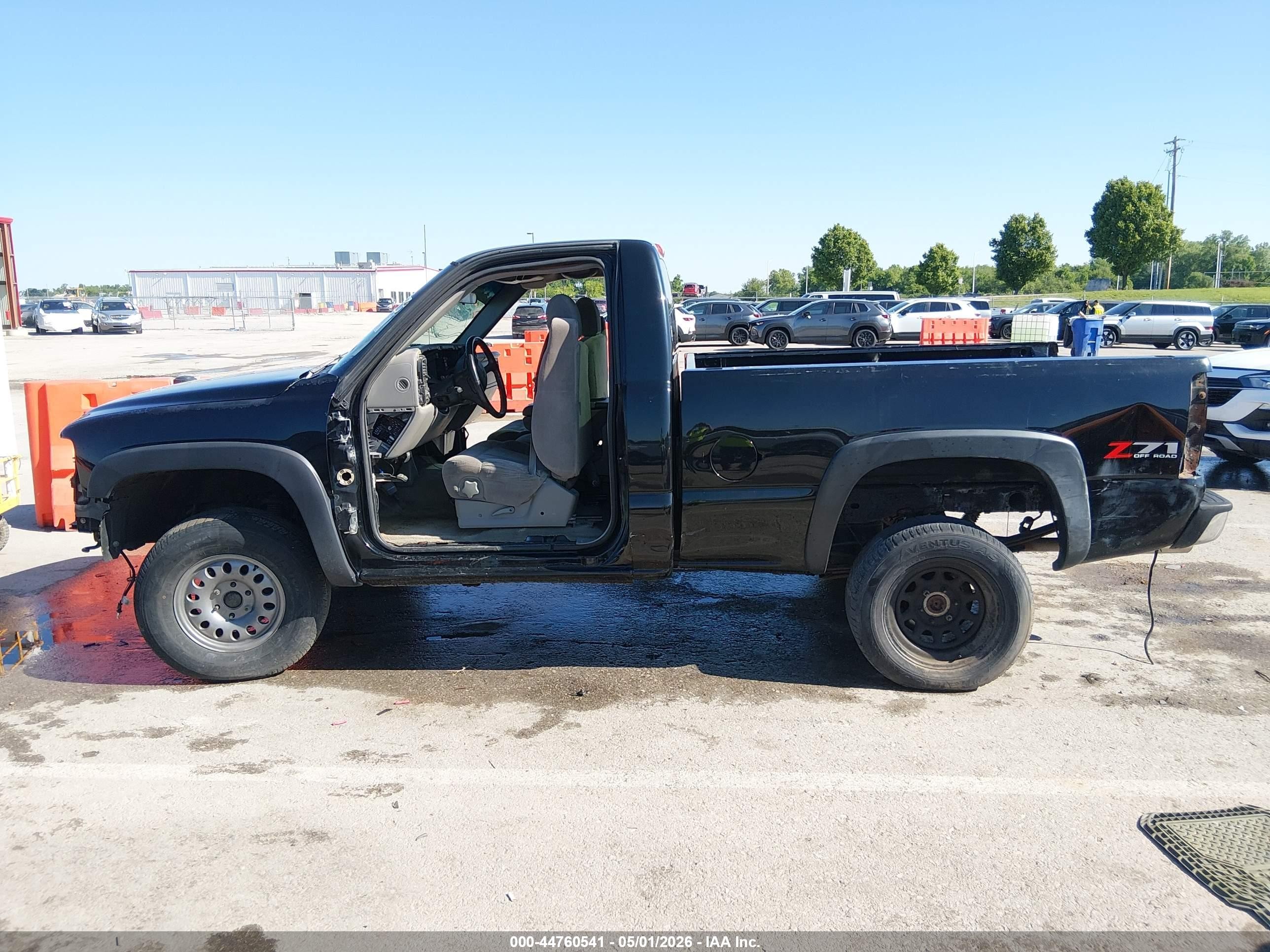 2000 Chevrolet Silverado 1500 Ls Черный vin: 1GCEK14T0YZ177021