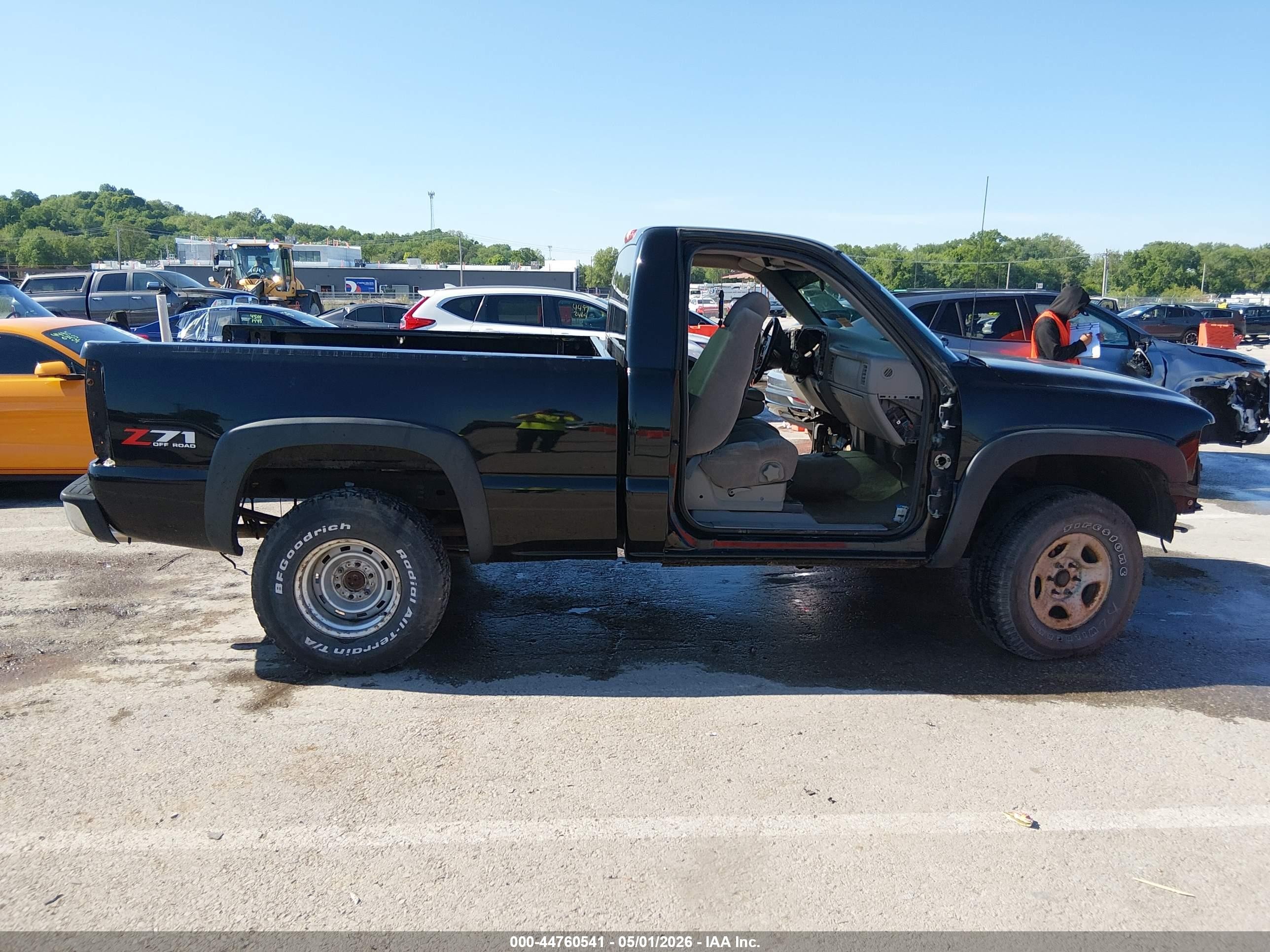 2000 Chevrolet Silverado 1500 Ls Черный vin: 1GCEK14T0YZ177021