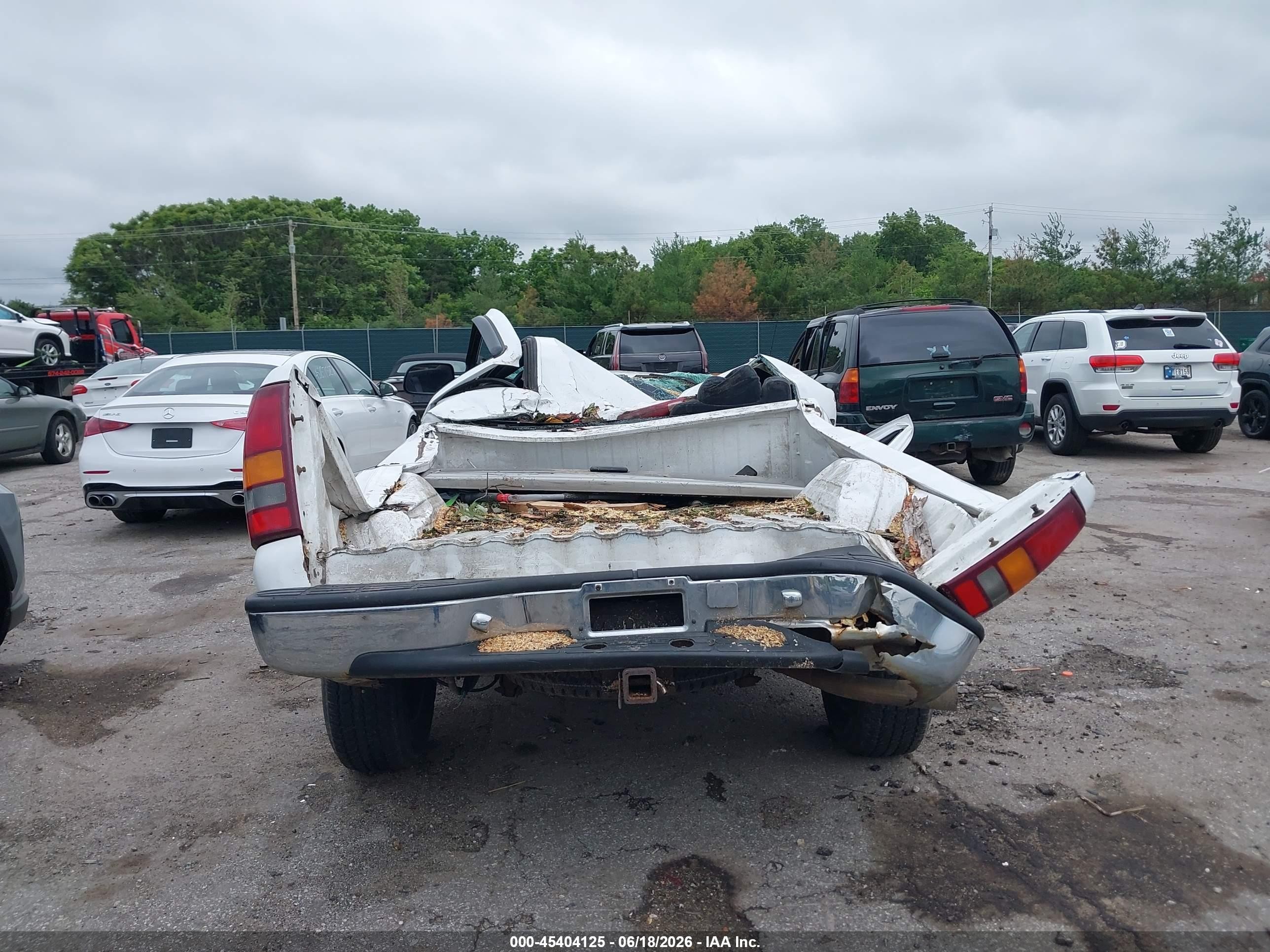 2001 Chevrolet Silverado 1500 Ls Белый vin: 1GCEK14T11Z236583