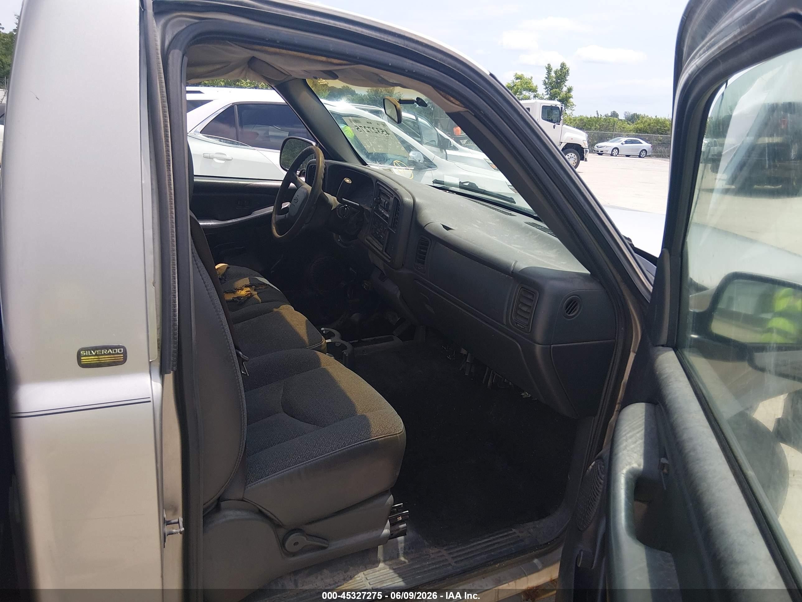 1999 Chevrolet Silverado 1500   Серый vin: 1GCEK14T1XE177938