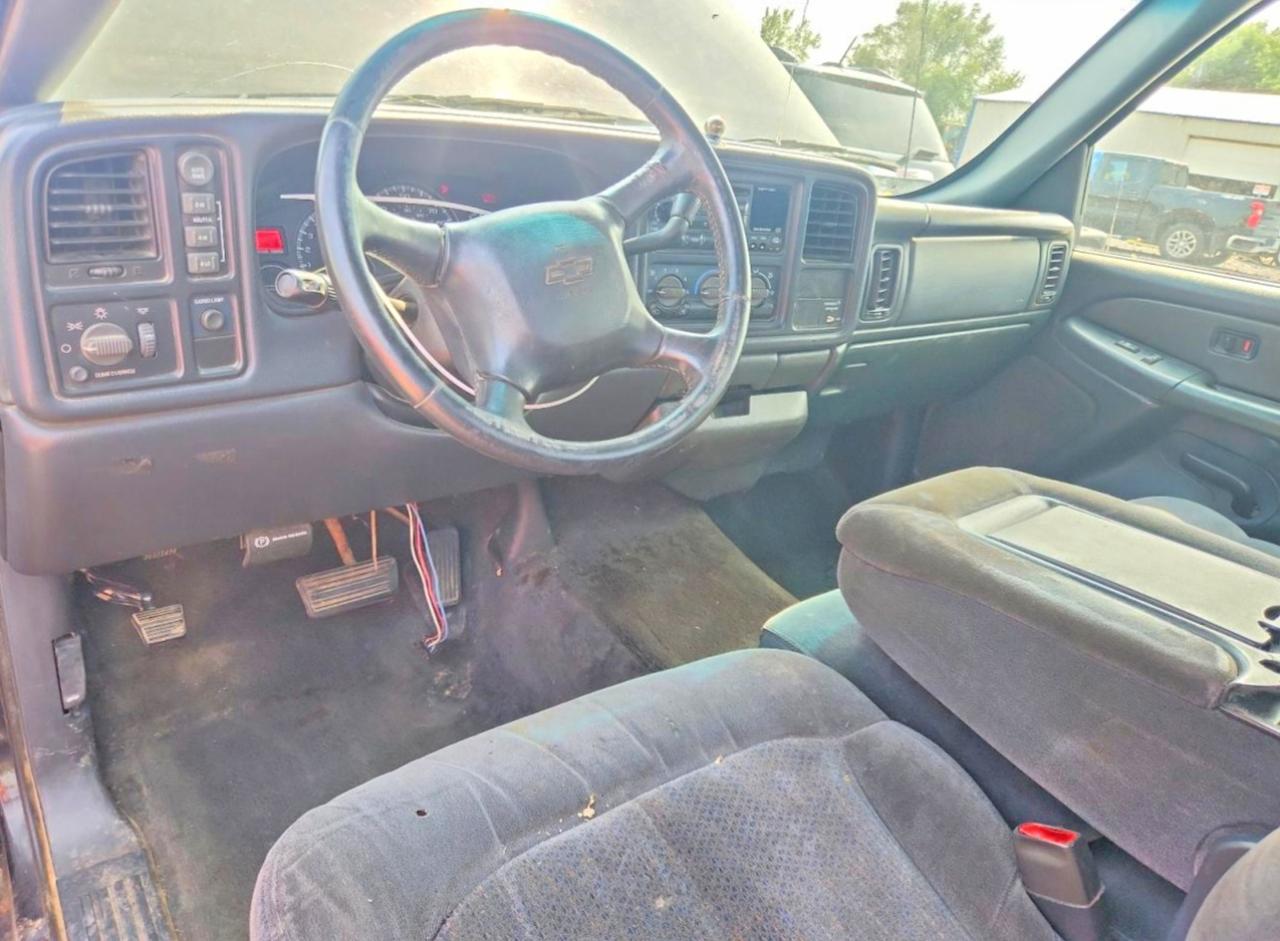2000 Chevrolet Silverado K1500 Black vin: 1GCEK14T1YE120463