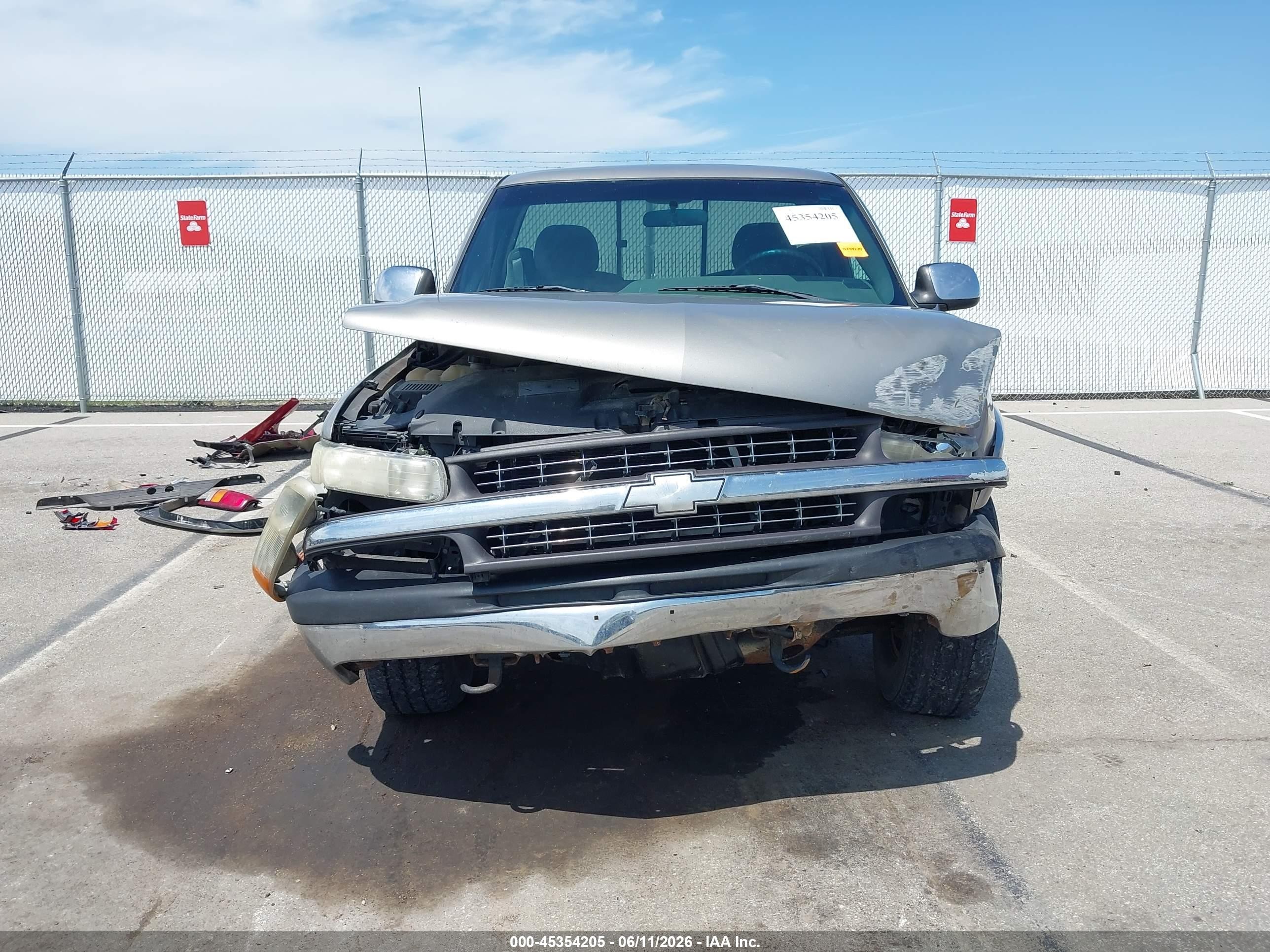 2002 Chevrolet Silverado 1500 Ls Серый vin: 1GCEK14T22Z141497