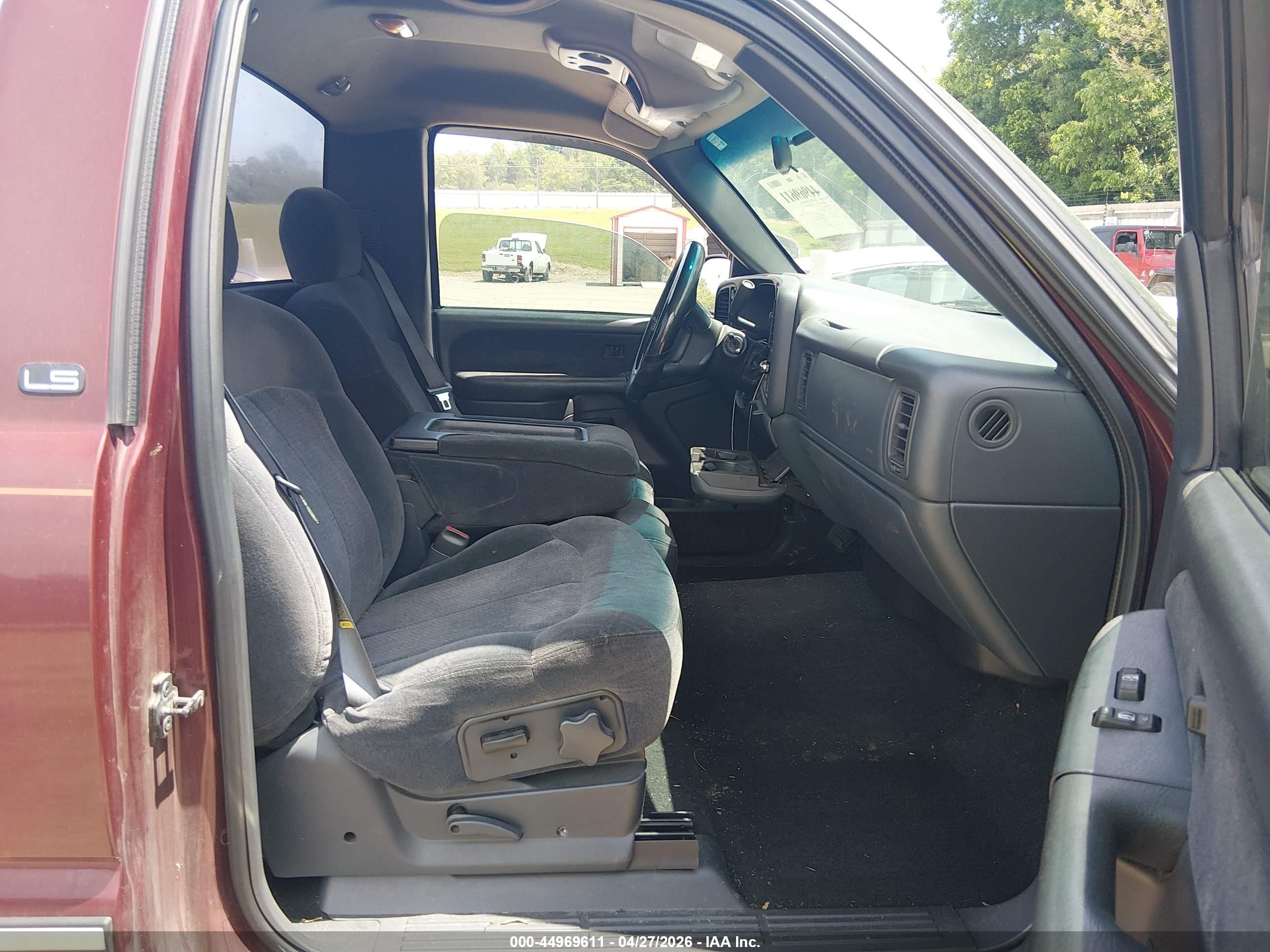 2000 Chevrolet Silverado 1500 Ls Red vin: 1GCEK14T3YZ285357
