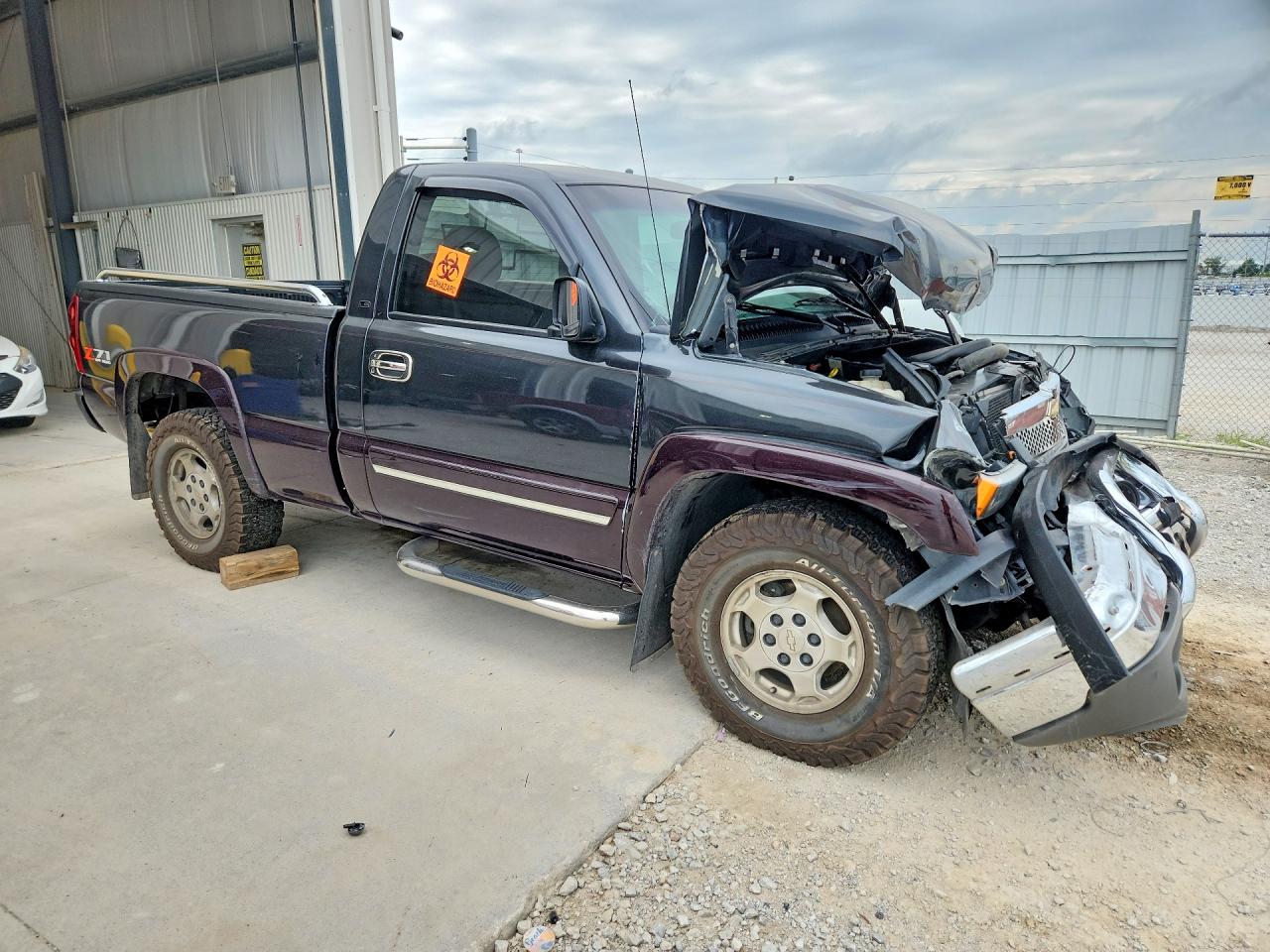 2003 Chevrolet Silverado K1500 Two Tone vin: 1GCEK14T43Z337880