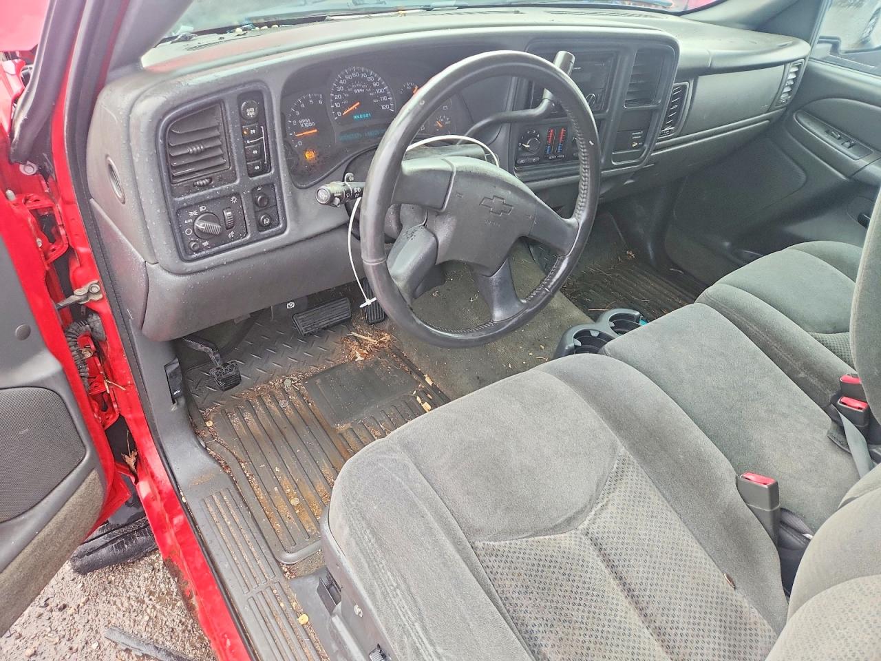 2004 Chevrolet Silverado K1500 Red vin: 1GCEK14T44Z307375