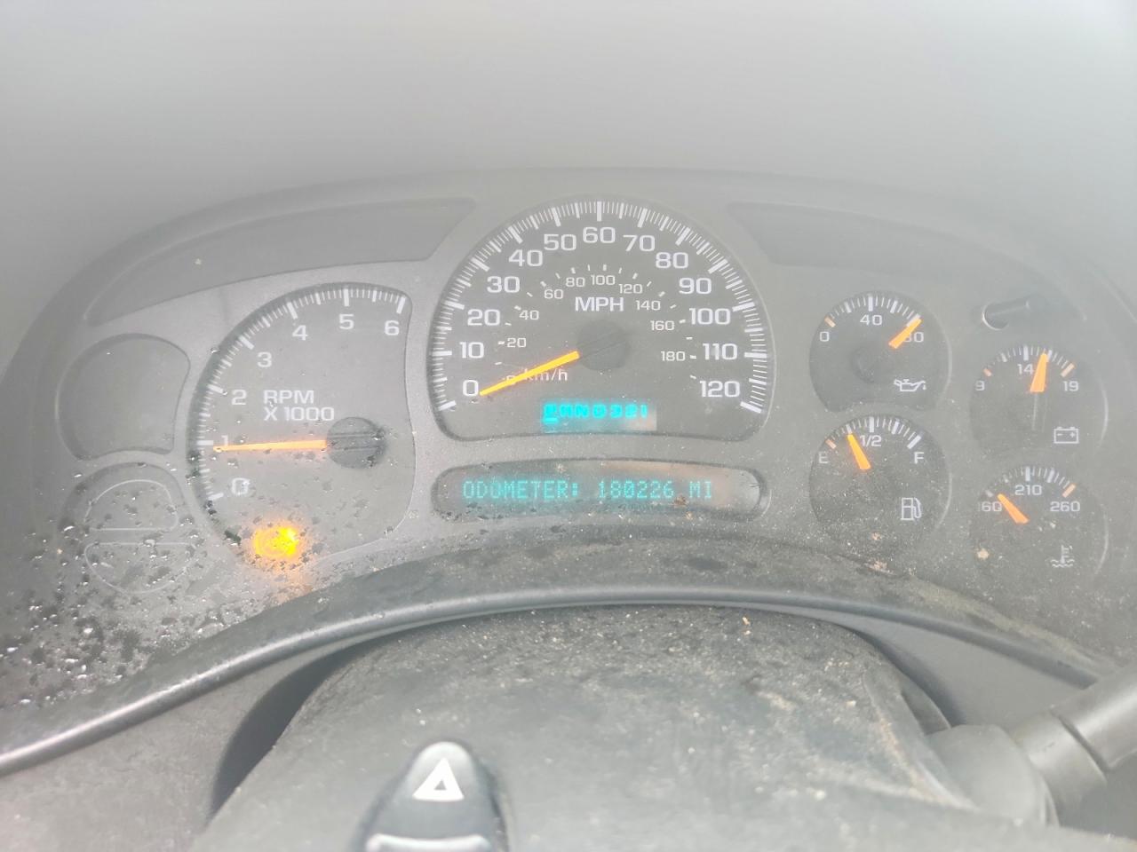2004 Chevrolet Silverado K1500 Red vin: 1GCEK14T44Z307375