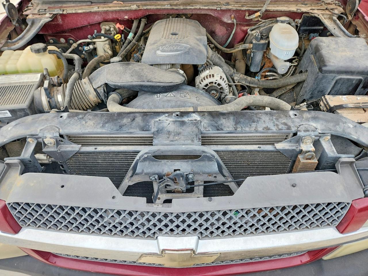 2004 Chevrolet Silverado K1500 Red vin: 1GCEK14T54E207356