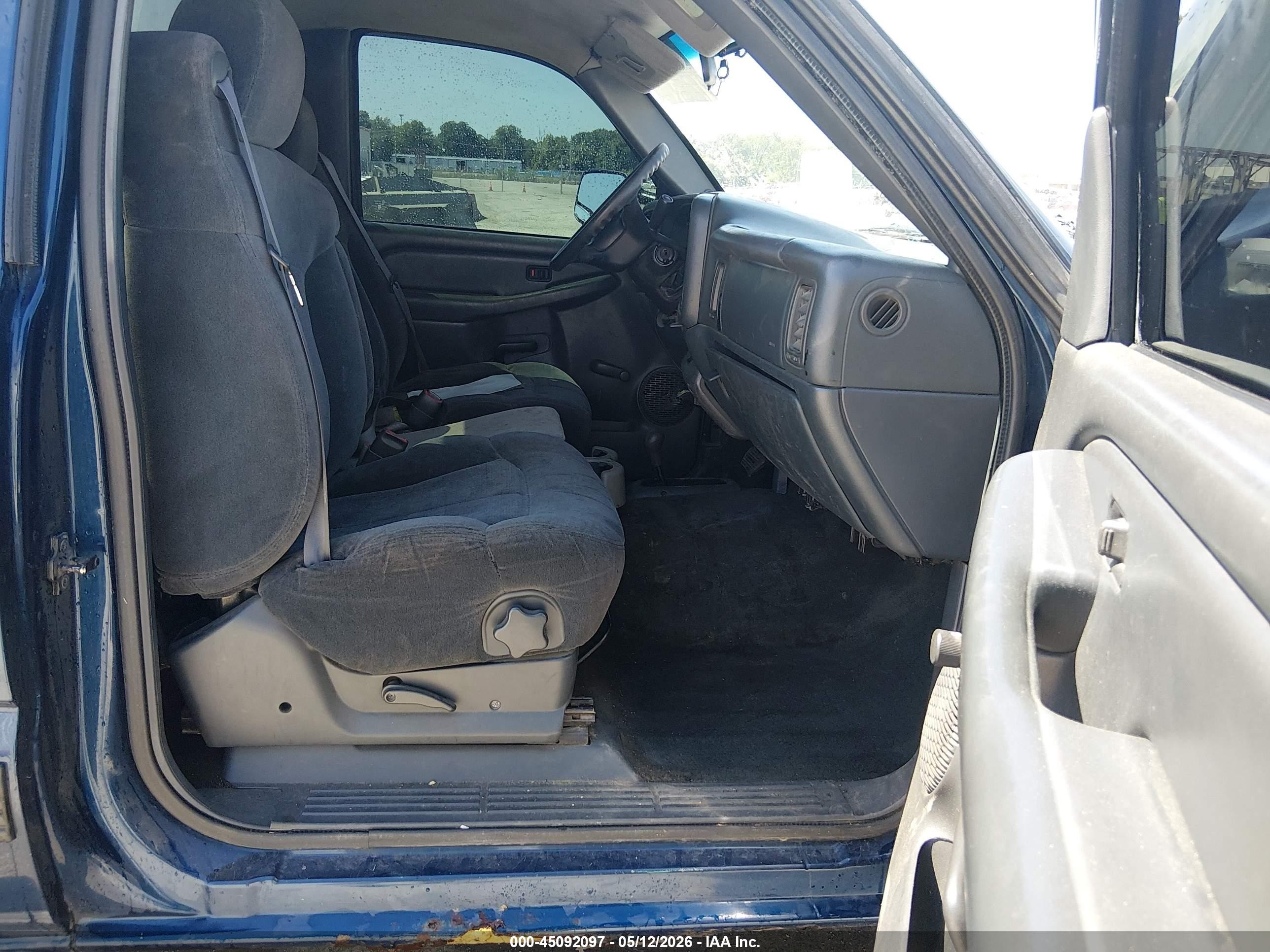 1999 Chevrolet Silverado 1500   Blue vin: 1GCEK14T5XE152248