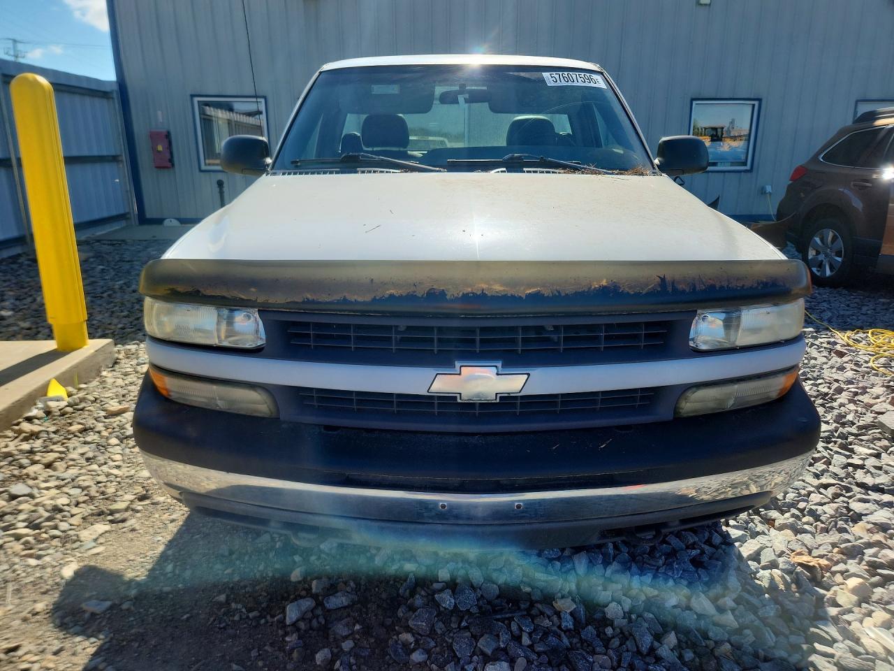 2000 Chevrolet Silverado K1500 White vin: 1GCEK14T5YE330905