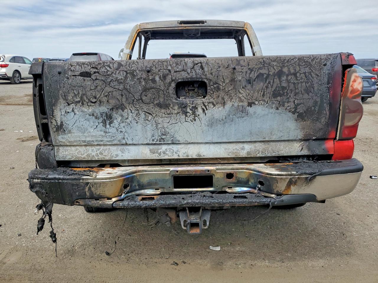 2005 Chevrolet Silverado K1500 Пожар vin: 1GCEK14T65Z177357