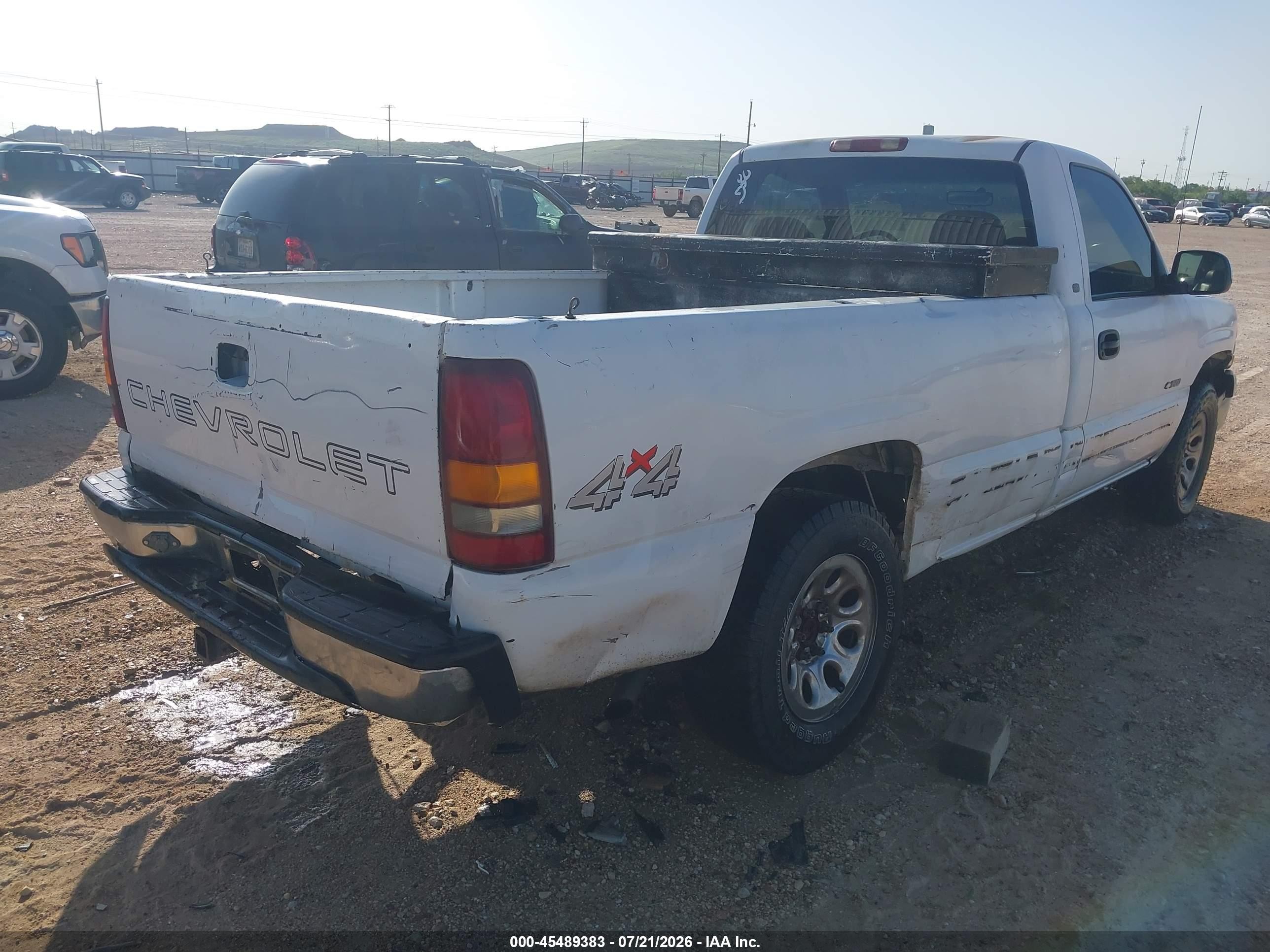 1999 Chevrolet Silverado 1500   Белый vin: 1GCEK14T6XE201778