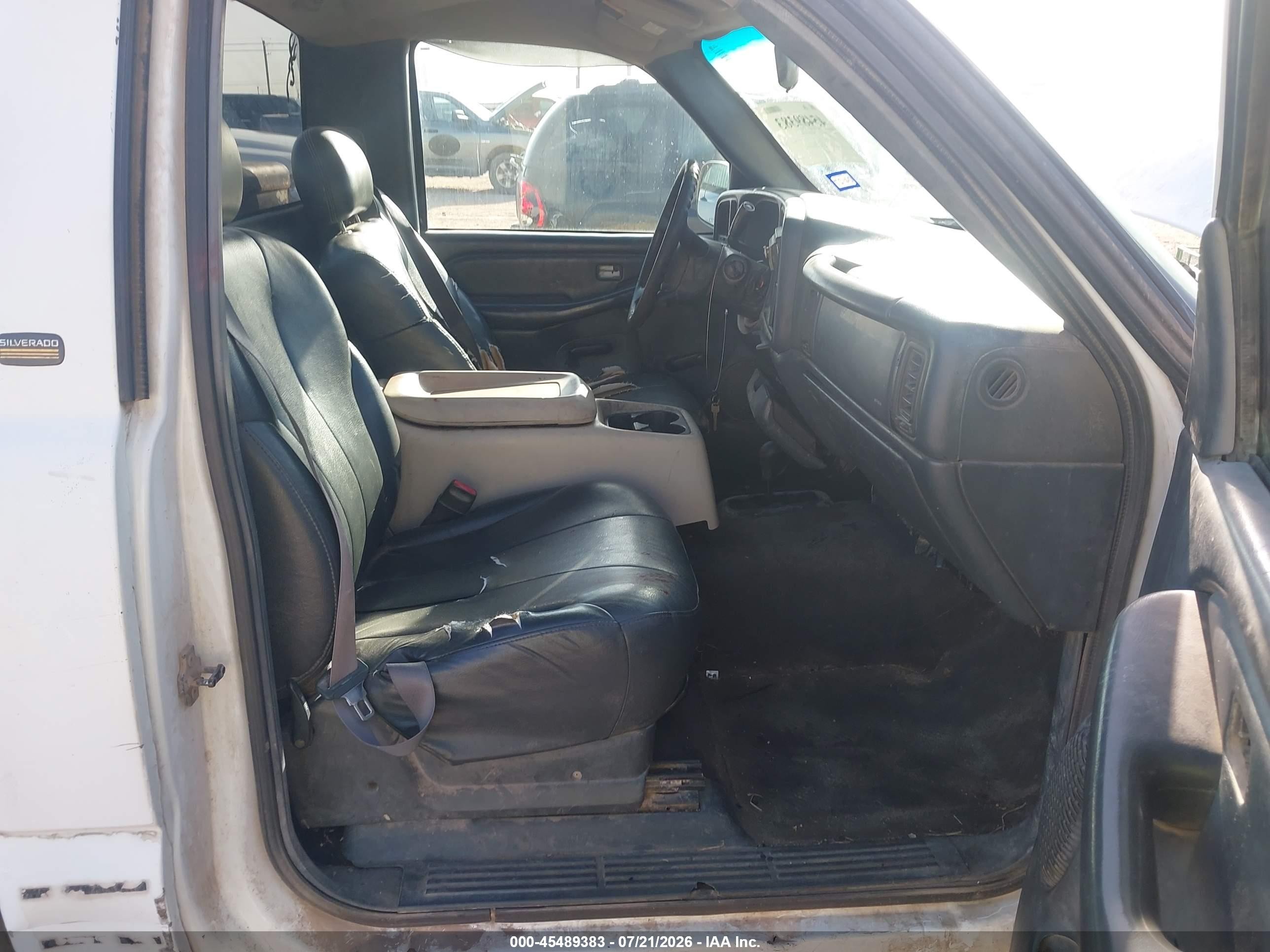 1999 Chevrolet Silverado 1500   Белый vin: 1GCEK14T6XE201778