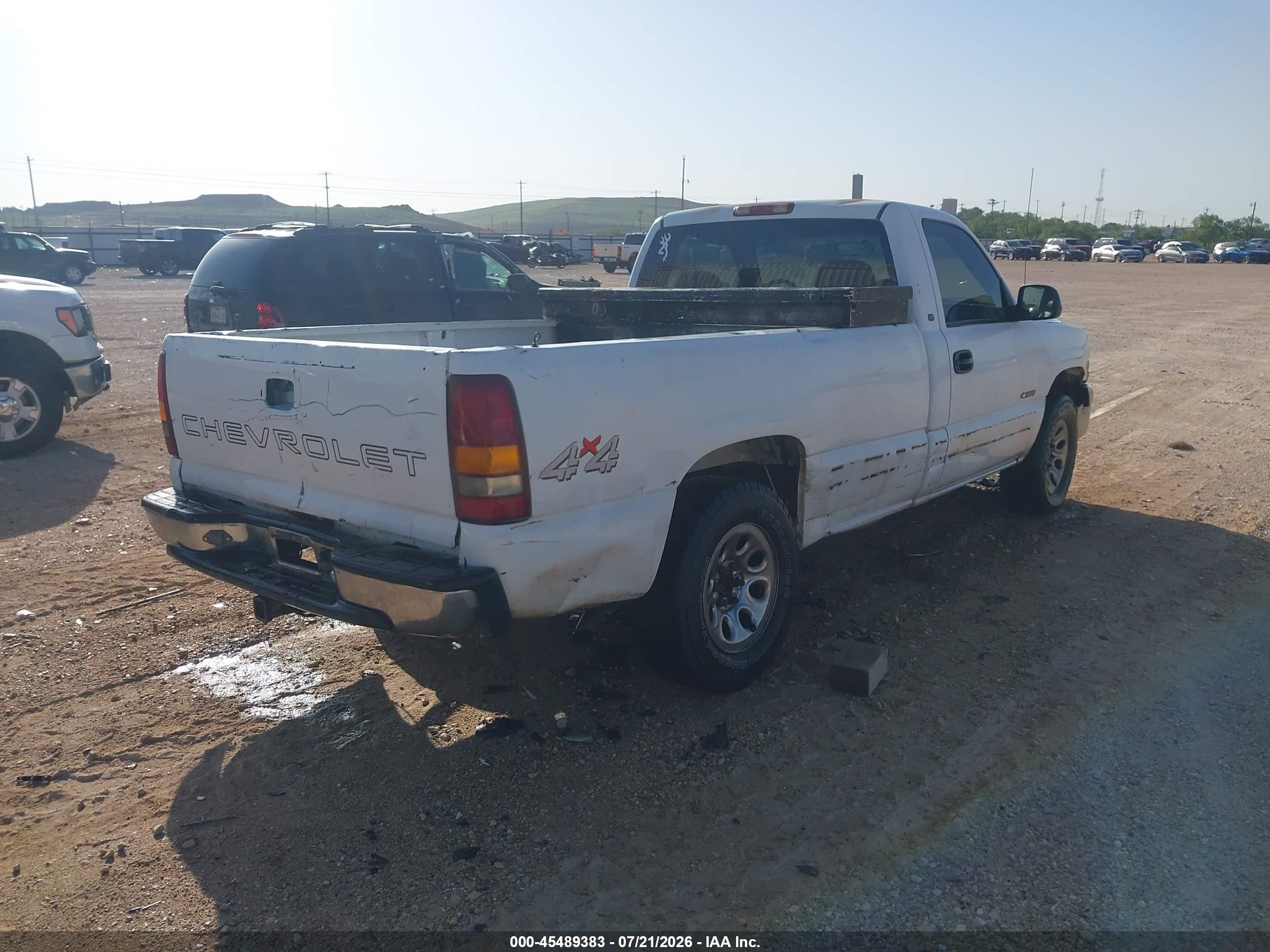 1999 Chevrolet Silverado 1500   Белый vin: 1GCEK14T6XE201778