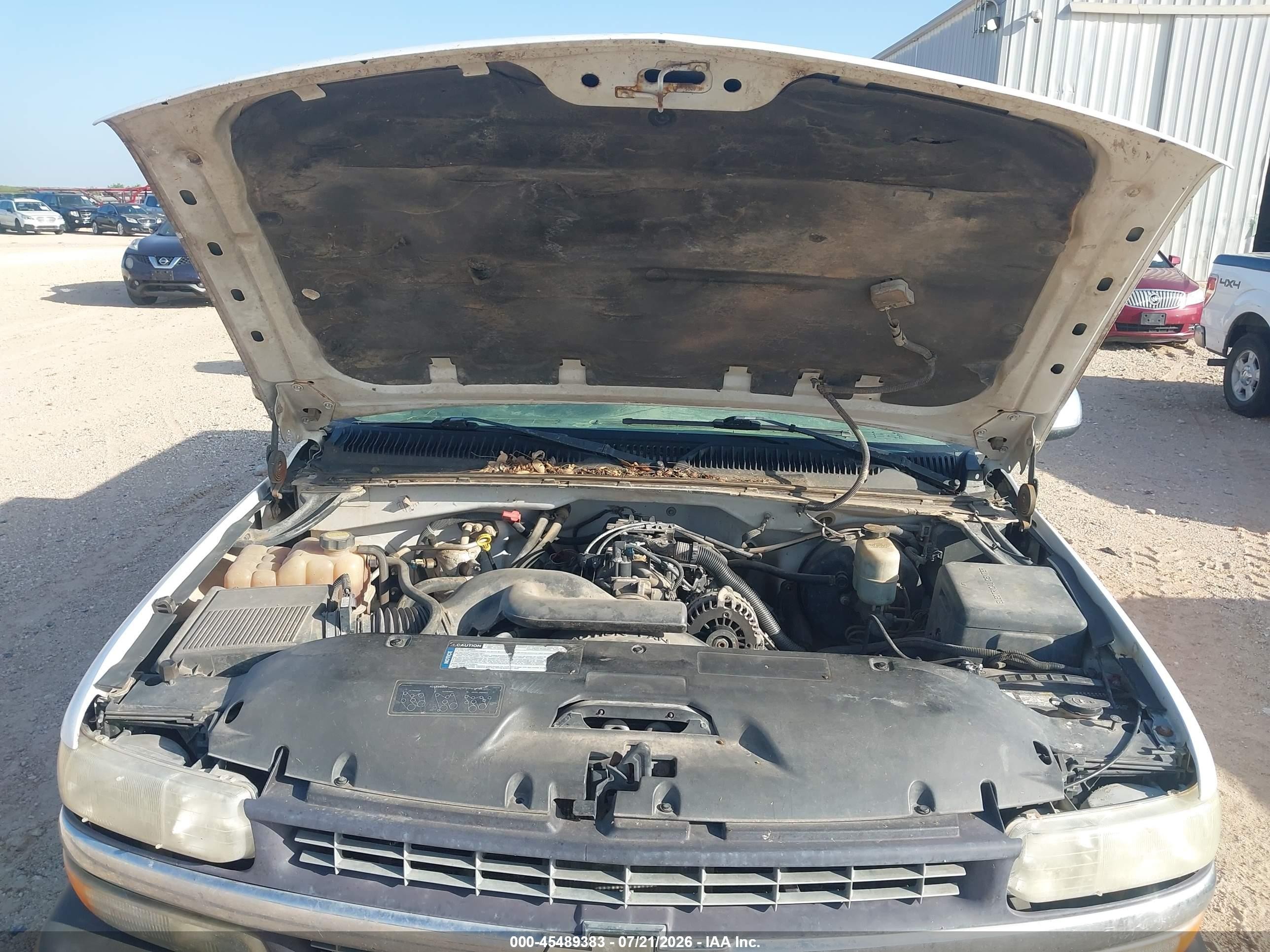 1999 Chevrolet Silverado 1500   Белый vin: 1GCEK14T6XE201778