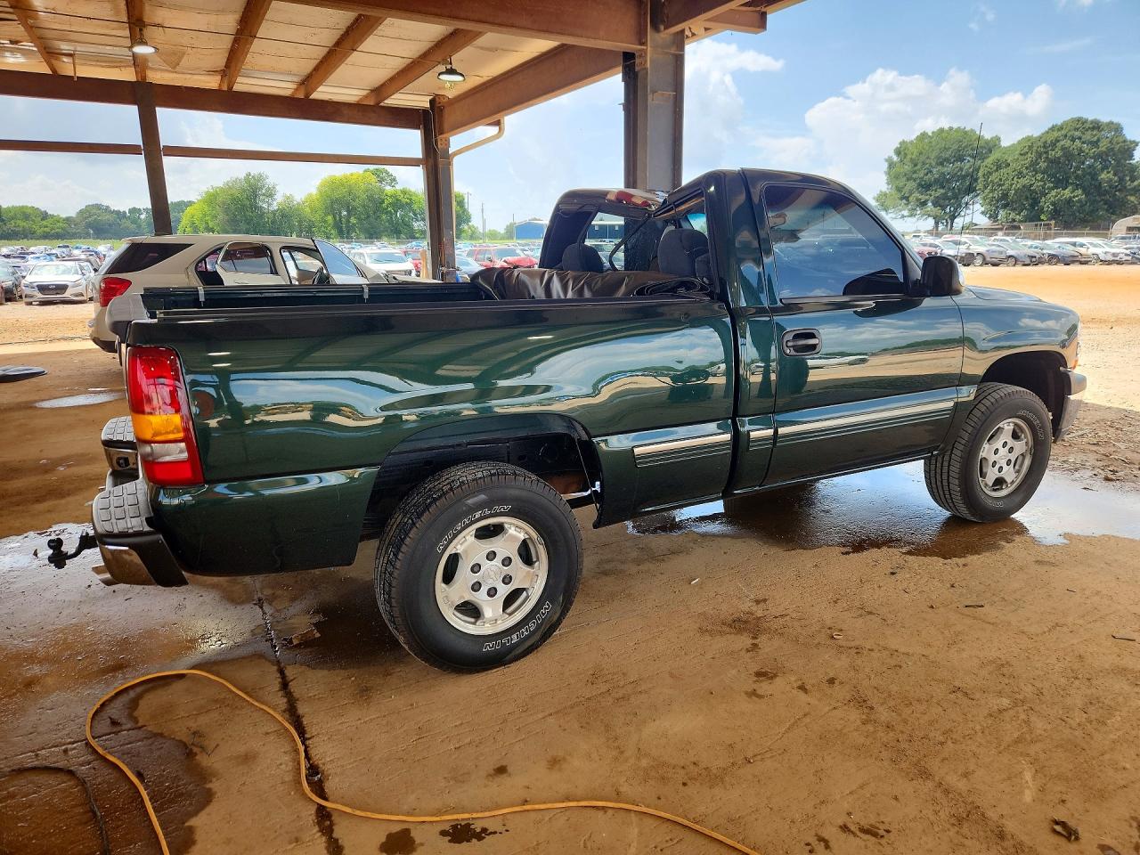 2001 Chevrolet Silverado K1500 Green vin: 1GCEK14T71Z196087