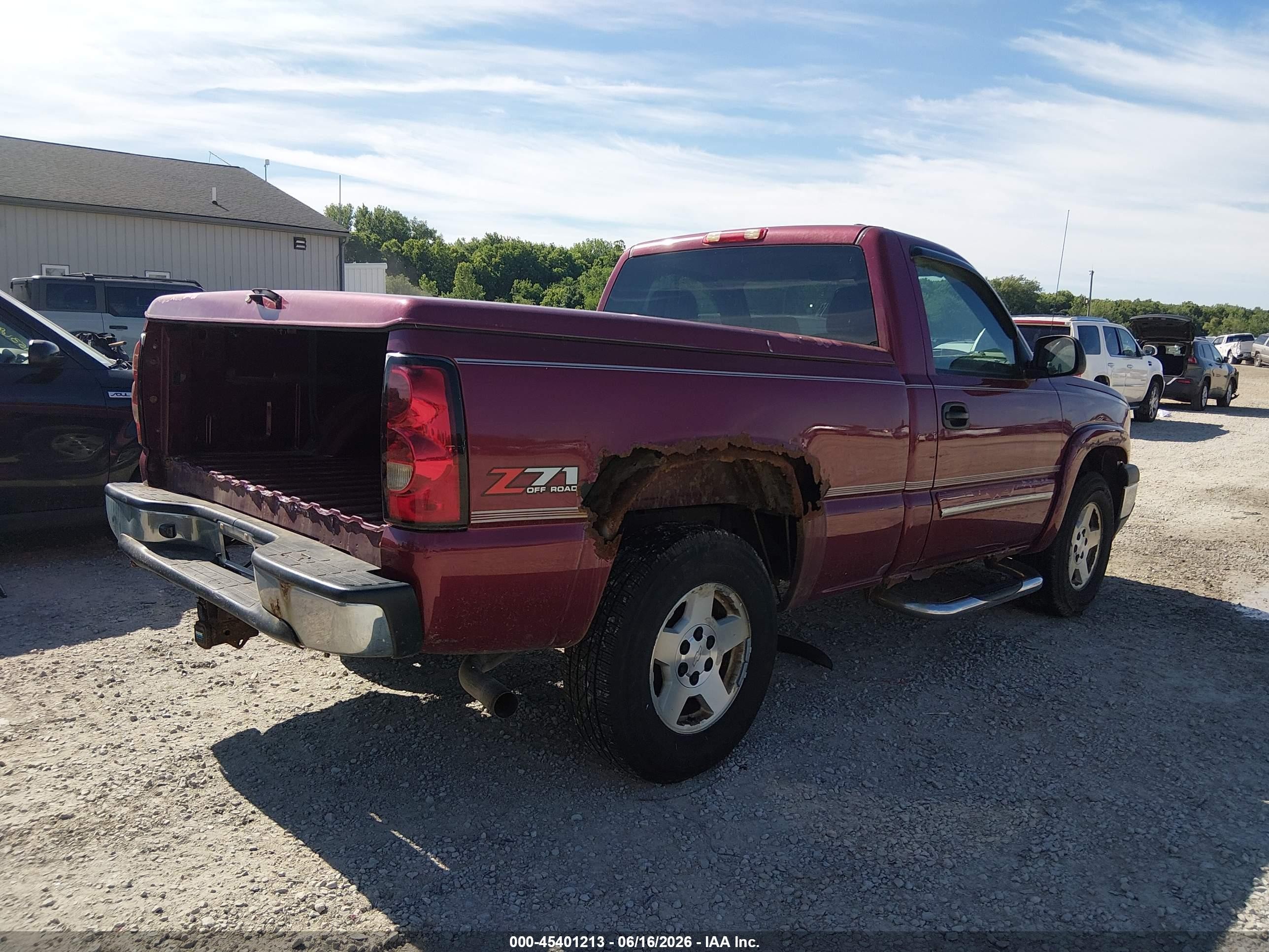 2005 Chevrolet Silverado 1500 Z71 Red vin: 1GCEK14T75Z181692