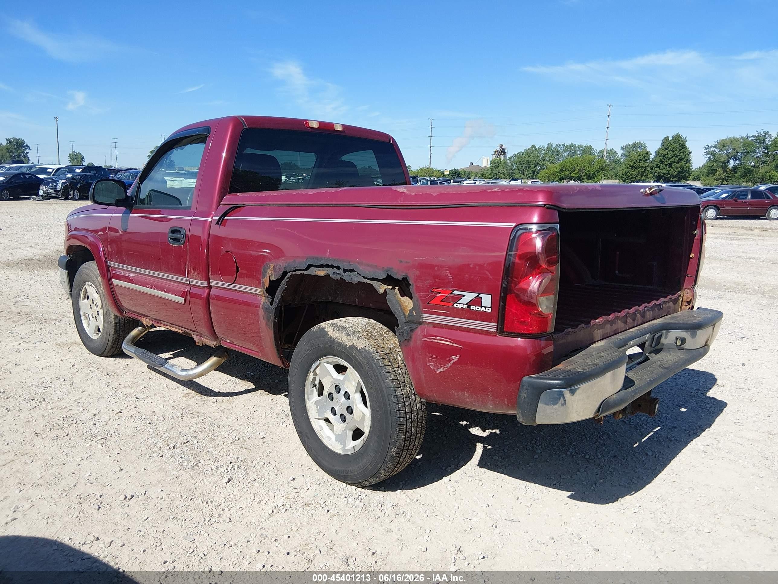 2005 Chevrolet Silverado 1500 Z71 Red vin: 1GCEK14T75Z181692