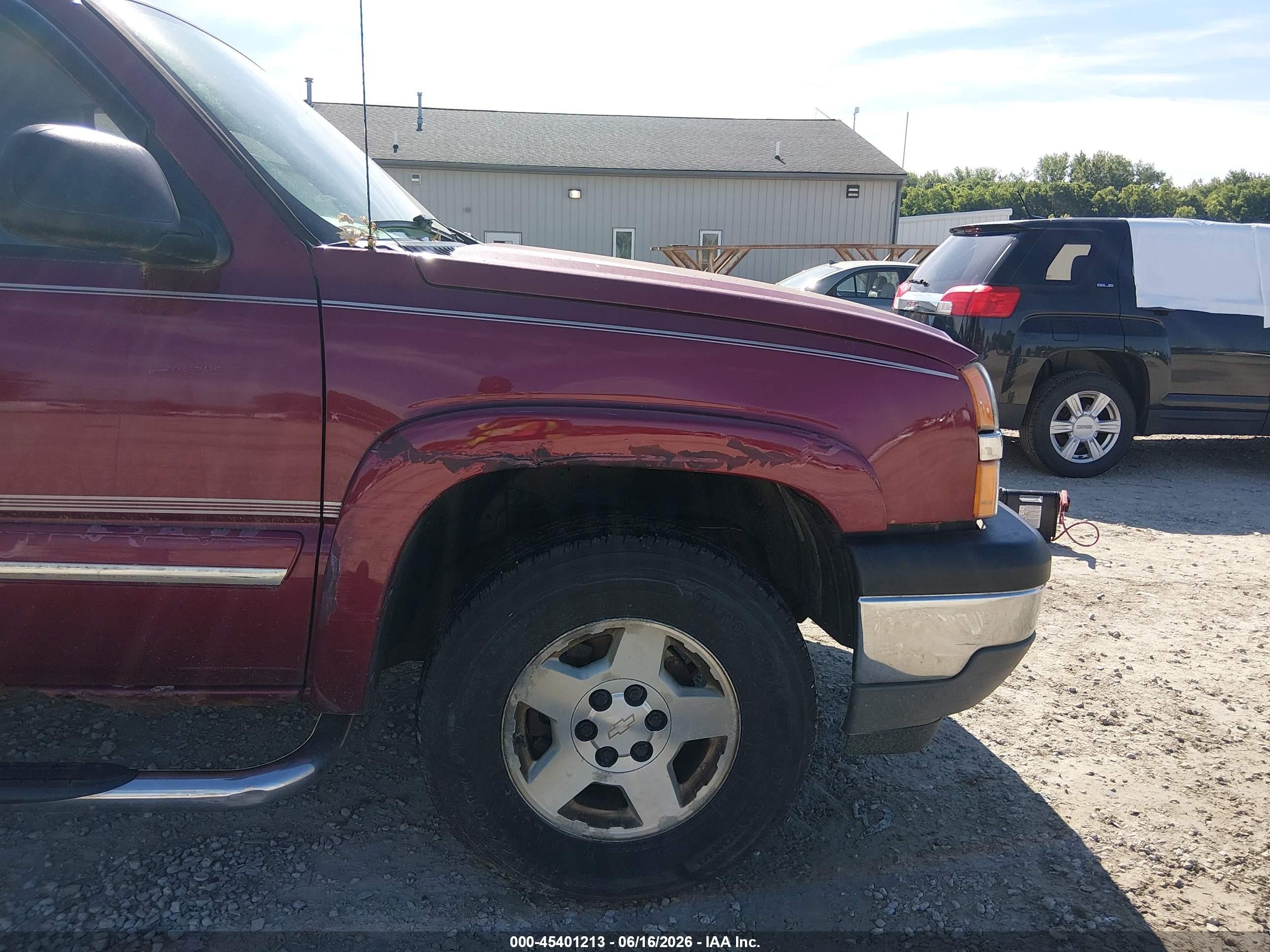 2005 Chevrolet Silverado 1500 Z71 Red vin: 1GCEK14T75Z181692
