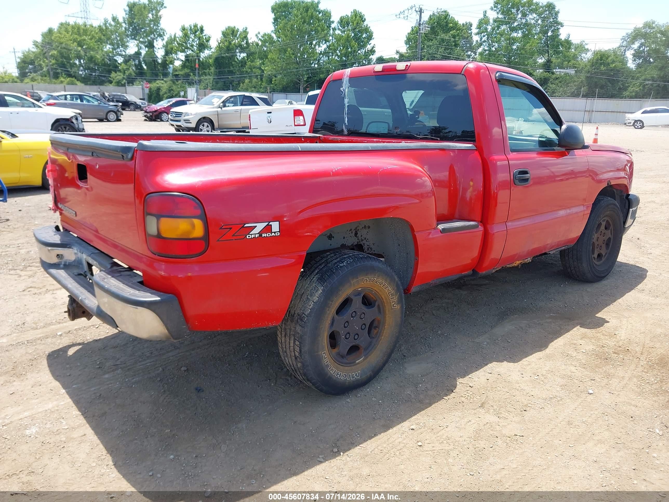 2004 Chevrolet Silverado 1500 Z71 Red vin: 1GCEK14T94Z187783