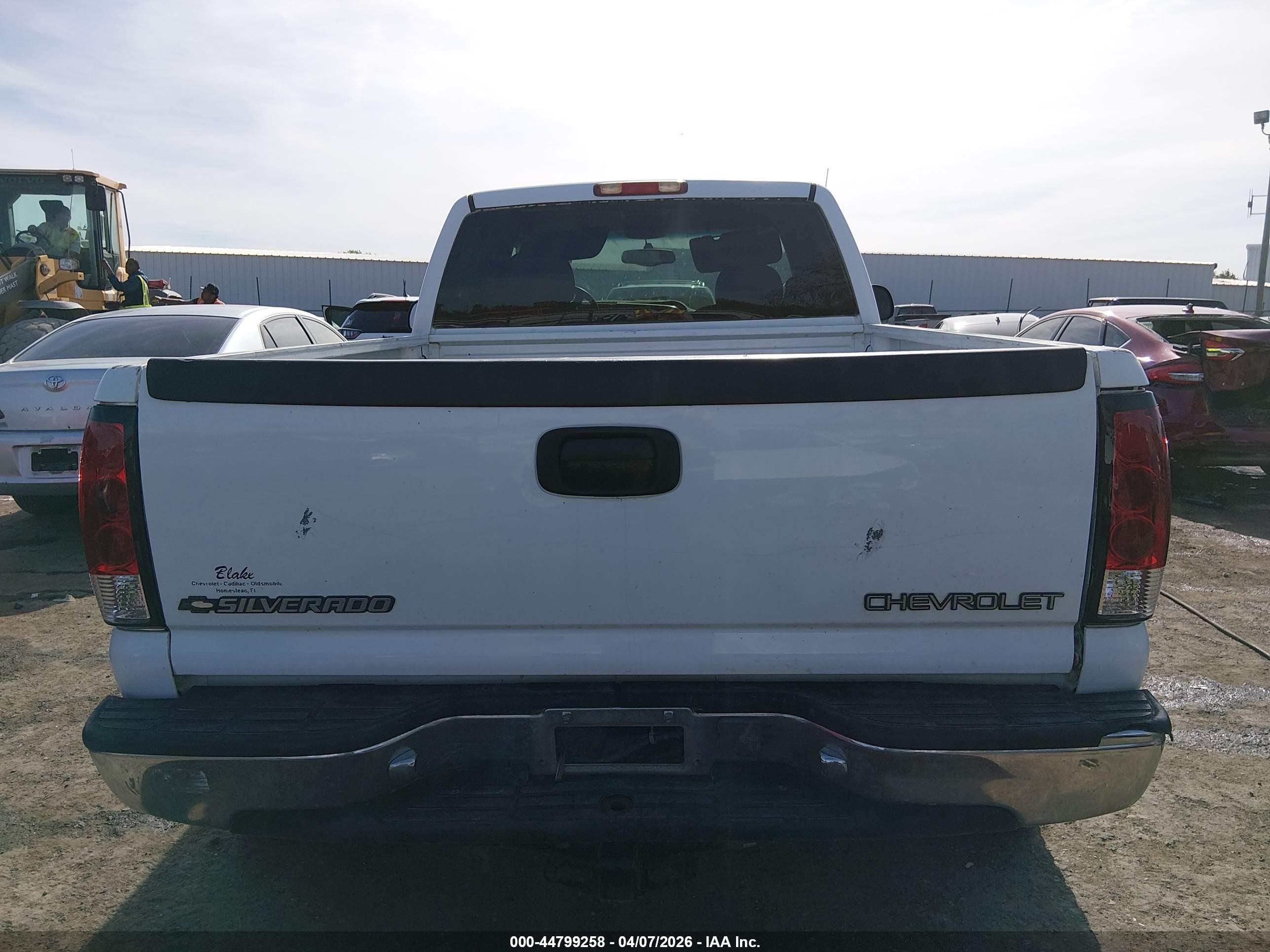2000 Chevrolet Silverado 1500 Ls White vin: 1GCEK14TXYZ249892