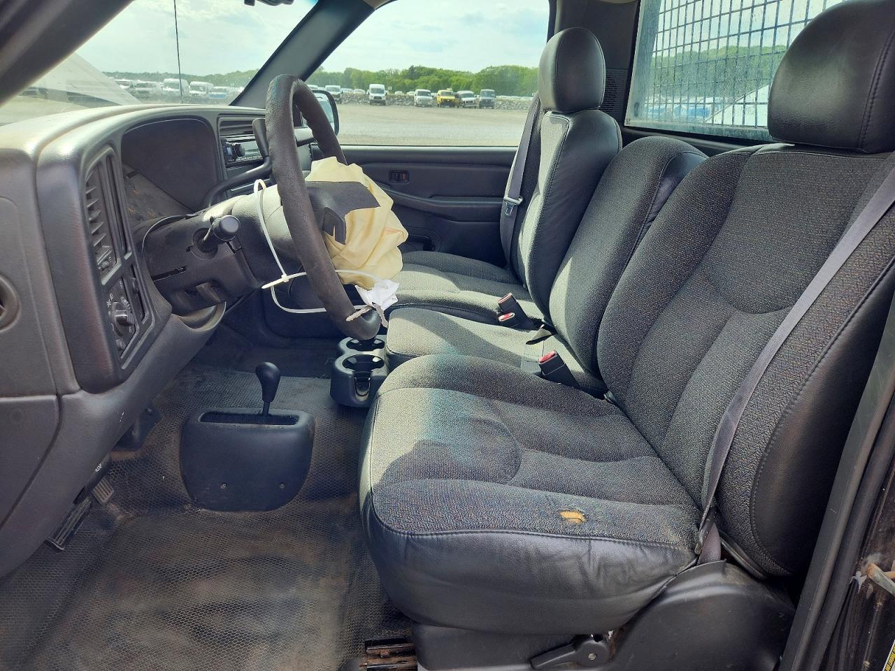 2004 Chevrolet Silverado K1500 Black vin: 1GCEK14V04E274335
