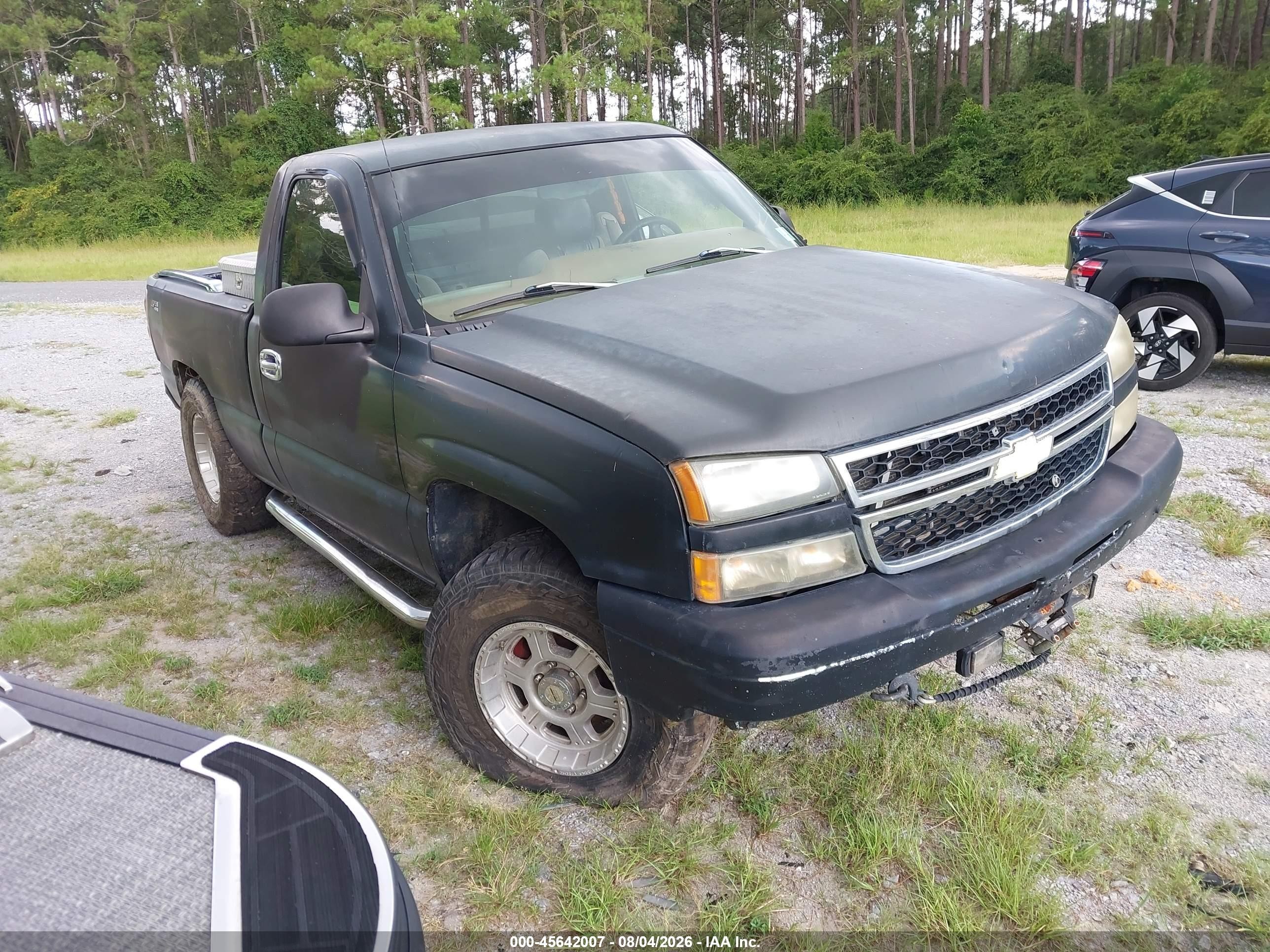 2007 Chevrolet Silverado 1500 Classic Work Truck Black vin: 1GCEK14V07Z161613