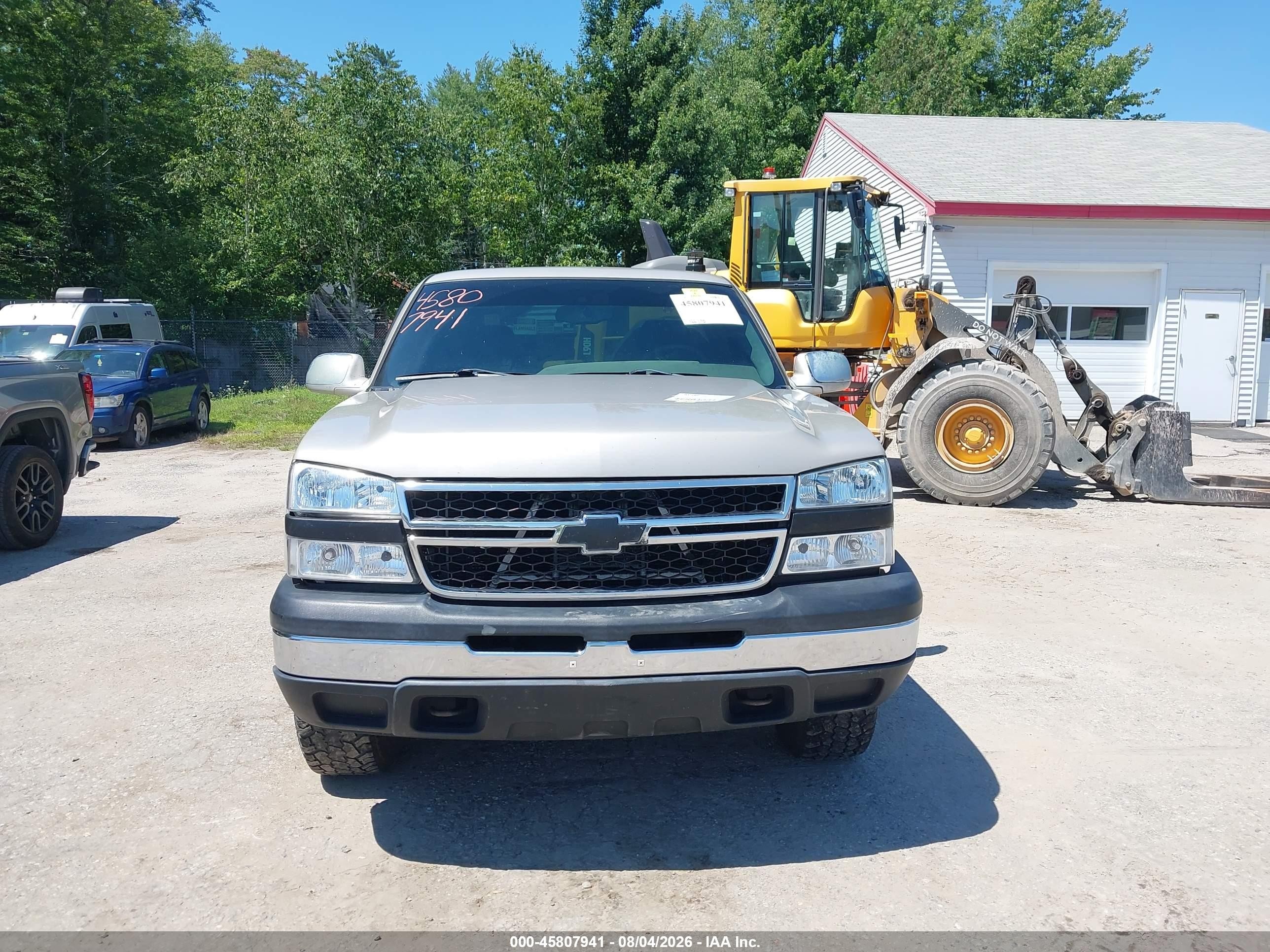 2007 Chevrolet Silverado 1500 Classic Work Truck Silver vin: 1GCEK14V07Z167413