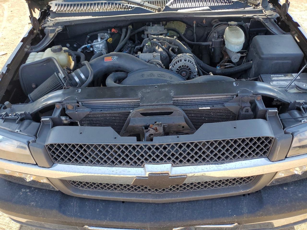 2004 Chevrolet Silverado K1500 Two Tone vin: 1GCEK14V14Z107491