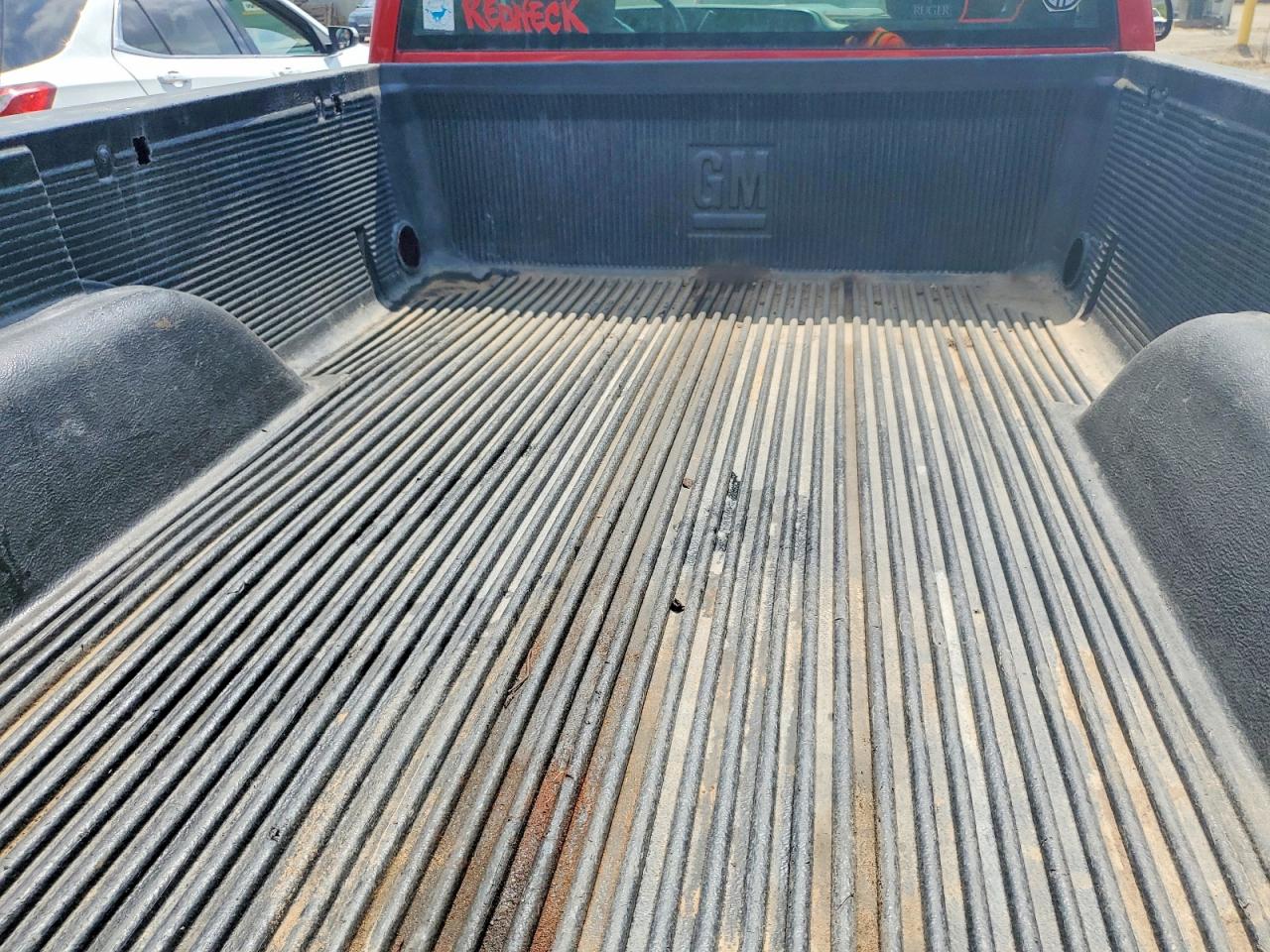 2007 Chevrolet Silverado K1500 Classic Red vin: 1GCEK14V27E185435