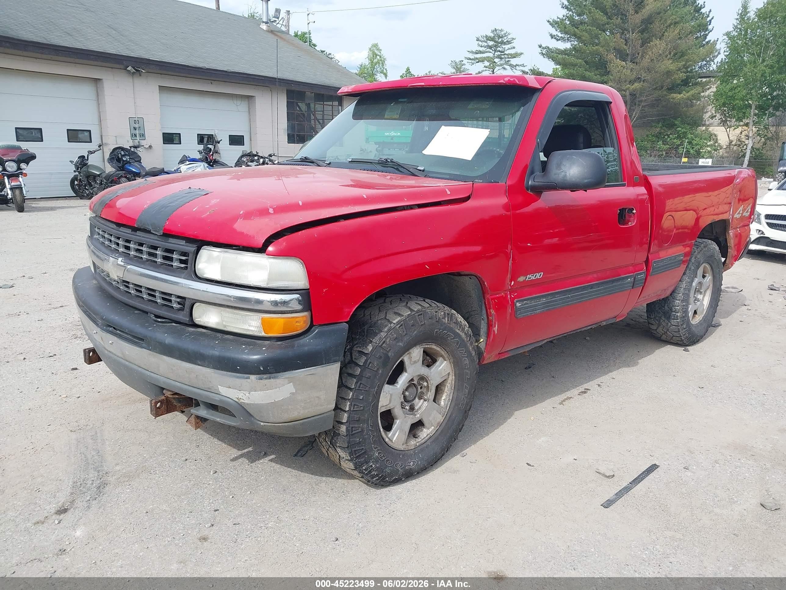 2002 Chevrolet Silverado 1500   Красный vin: 1GCEK14V32Z209226